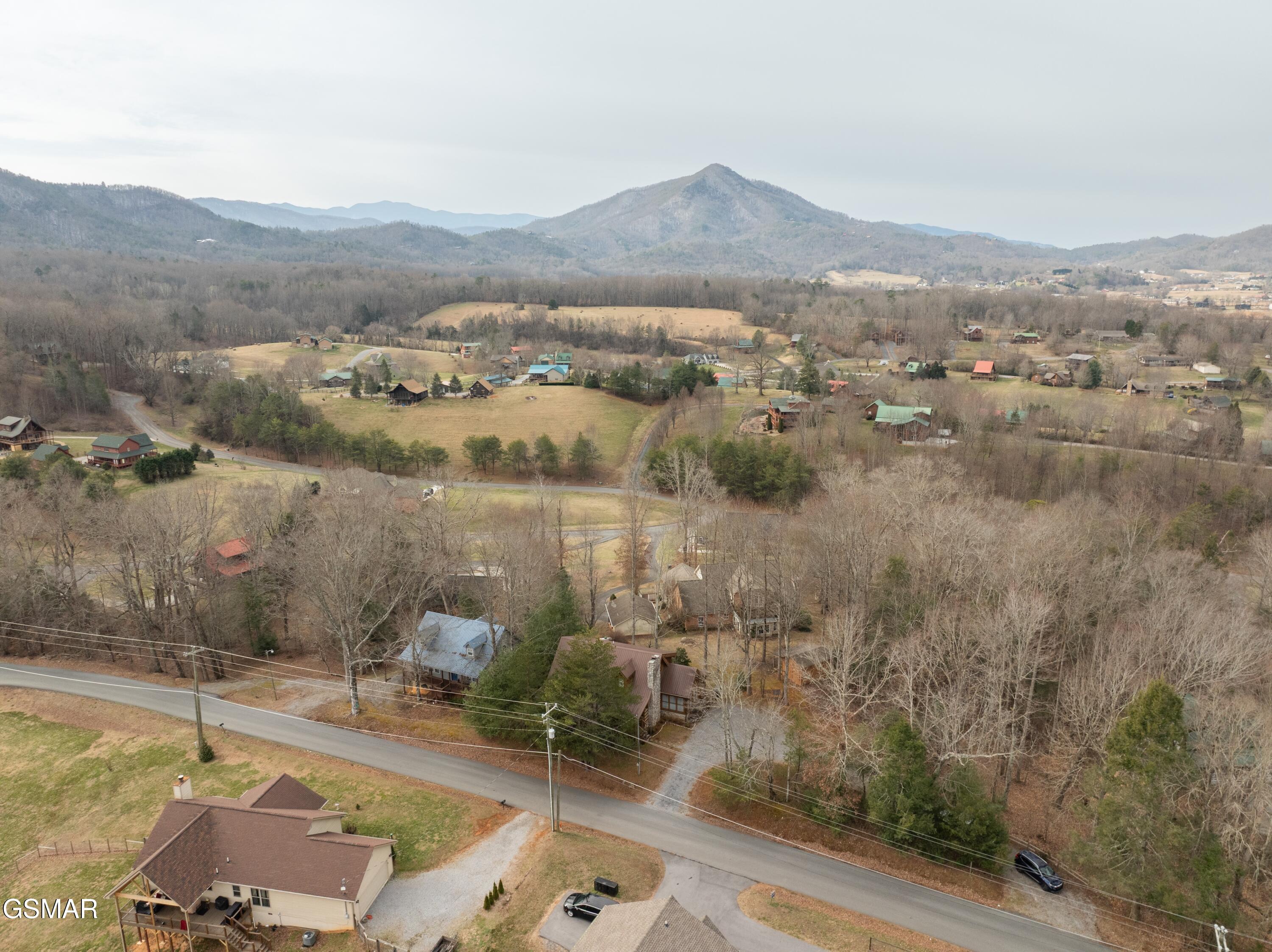 3380 Robeson Road Sevierville TN 37862