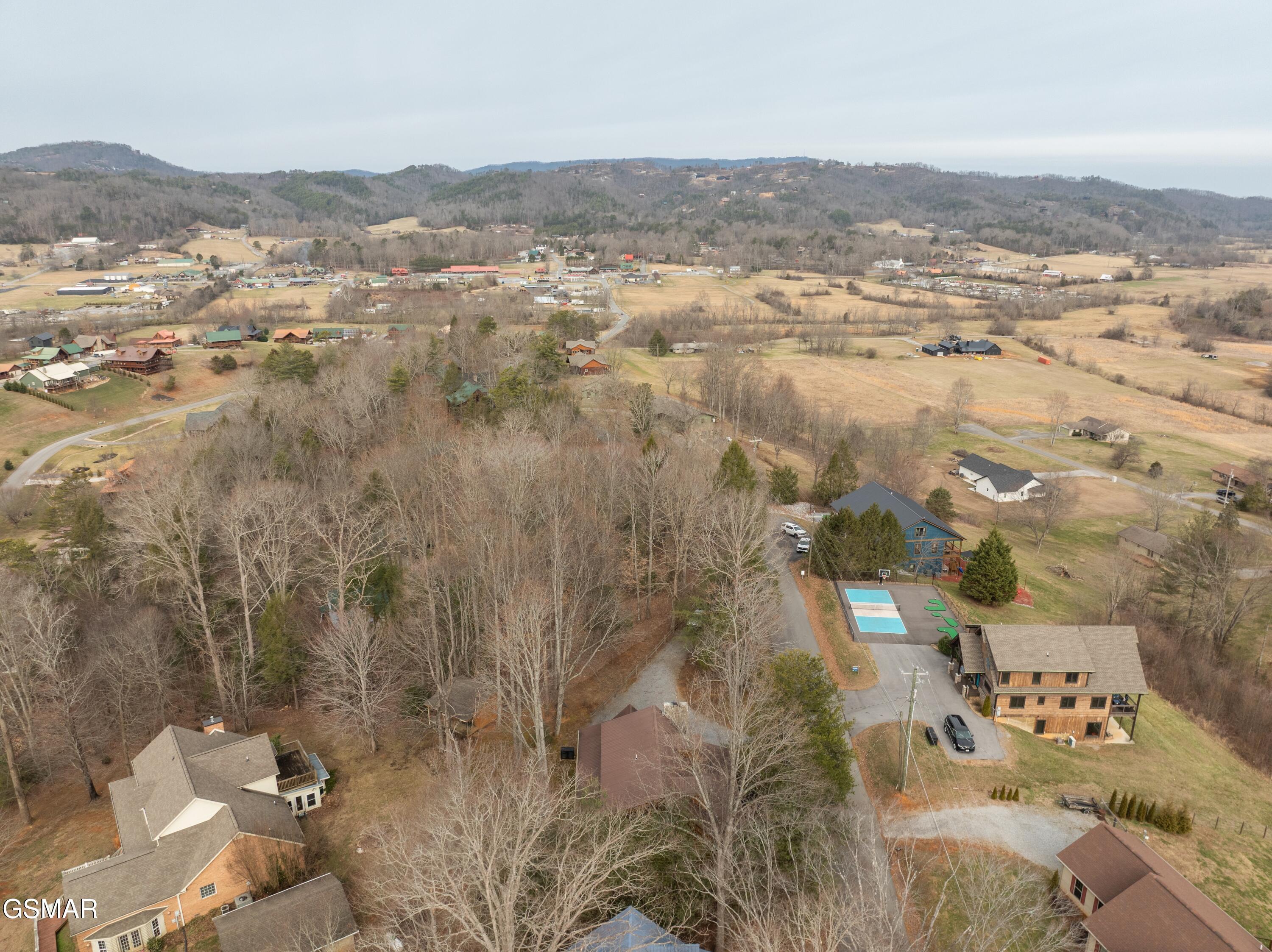 3380 Robeson Road Sevierville TN 37862