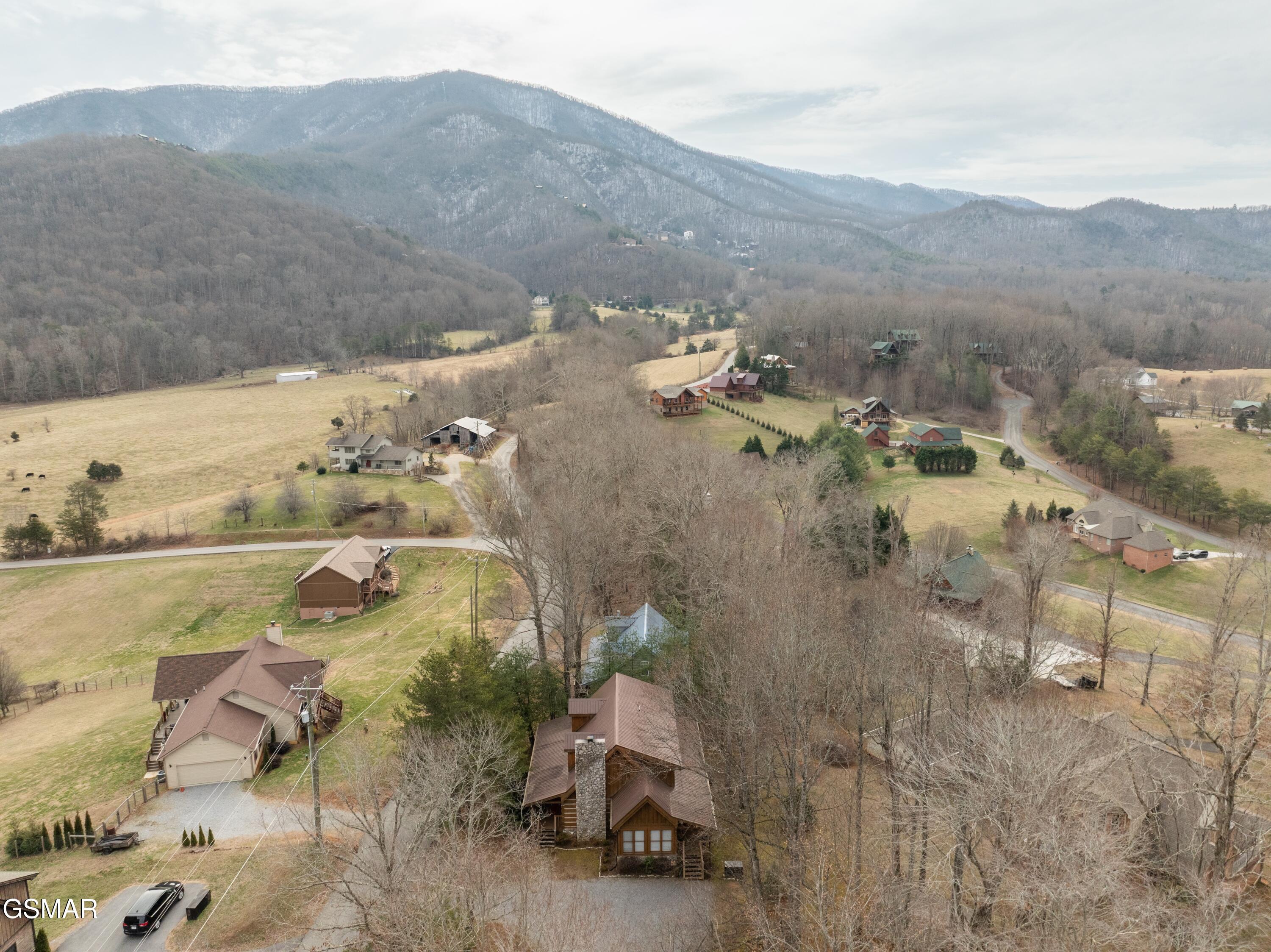 3380 Robeson Road Sevierville TN 37862