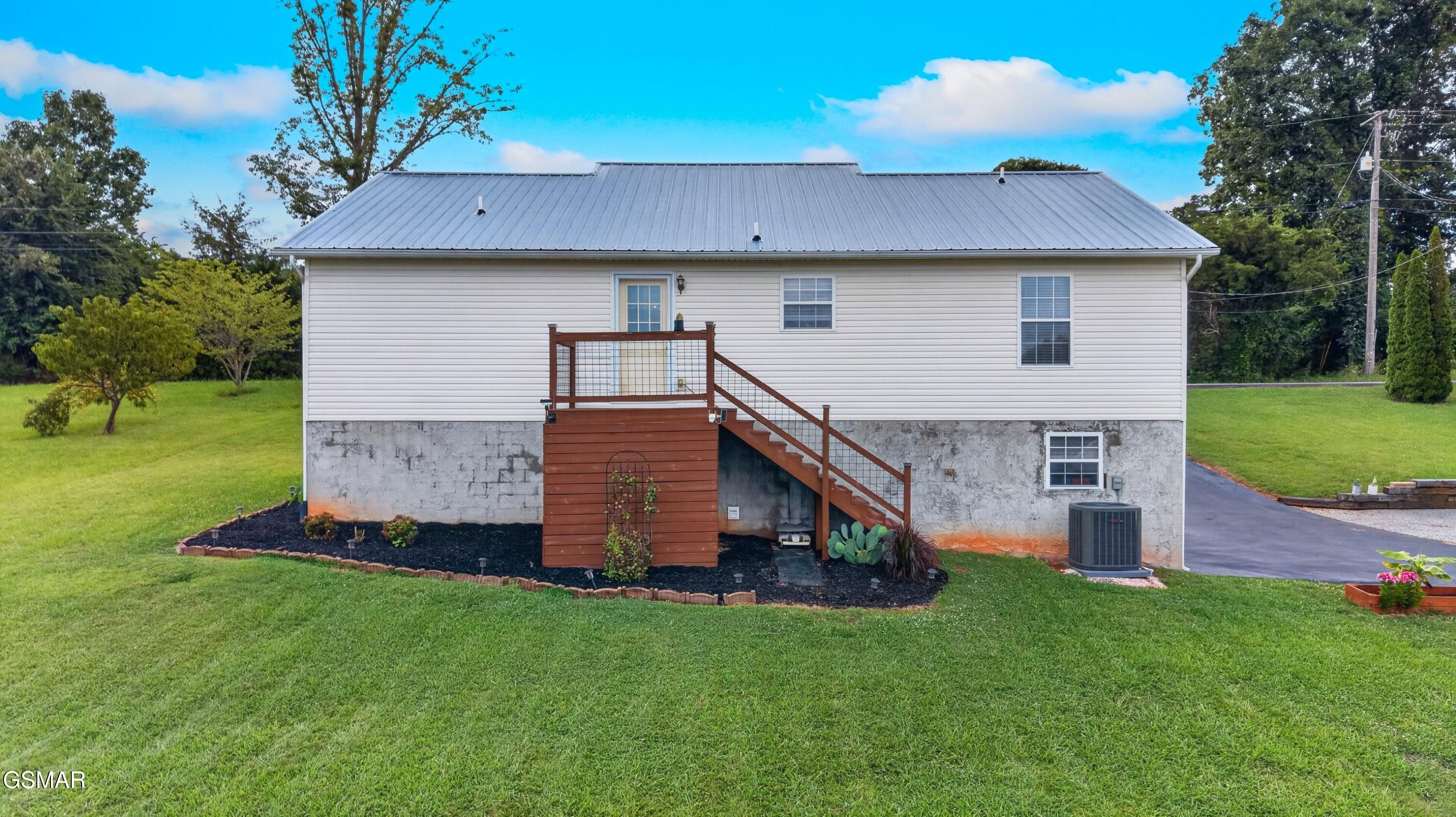 1787 Sand Plant Road Sevierville TN 37876