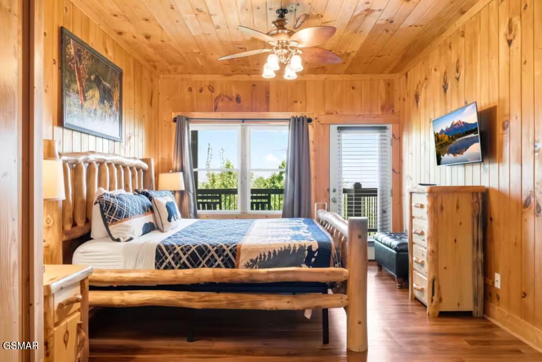1274 Bear Cub Way Gatlinburg TN 37738