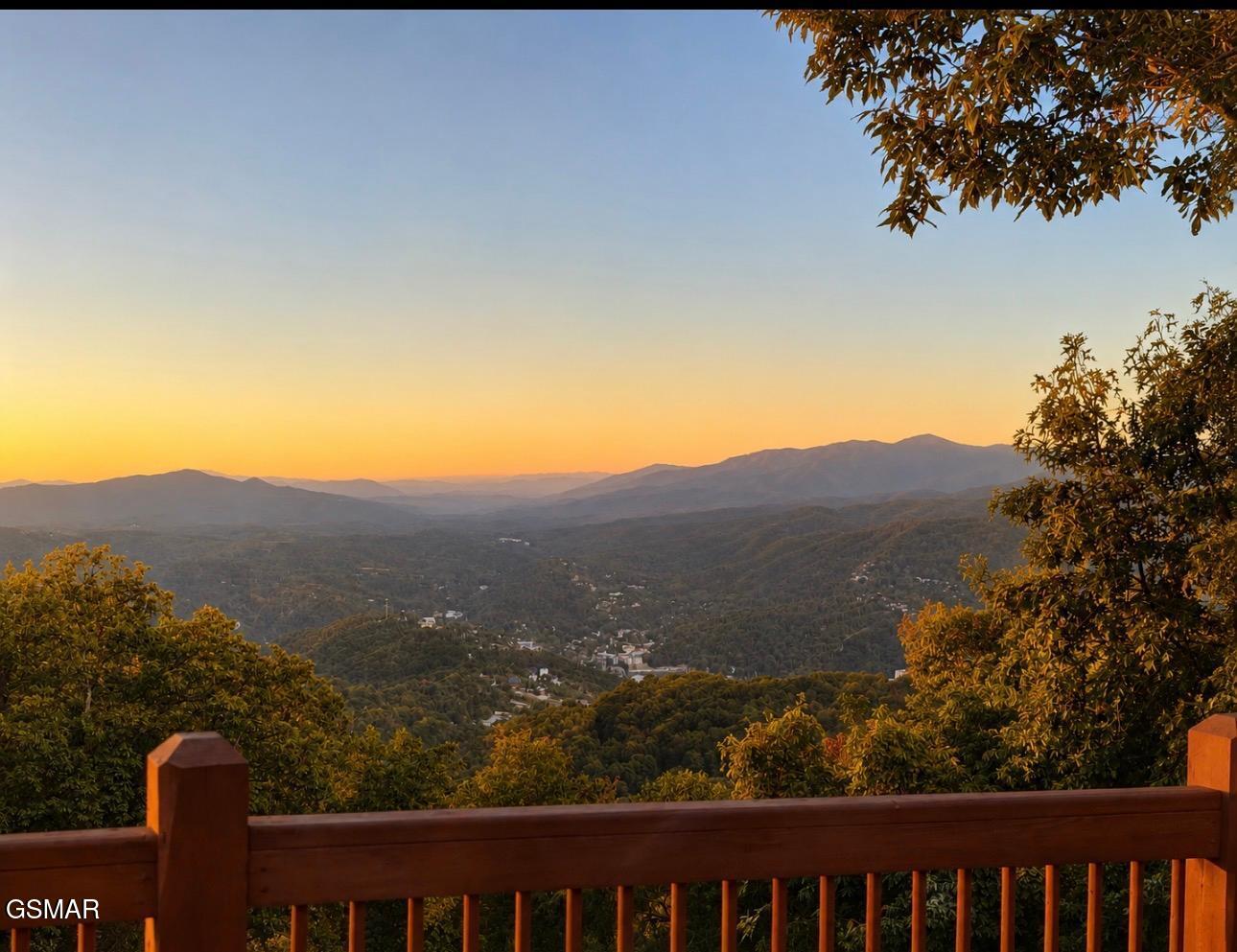 1274 Bear Cub Way Gatlinburg TN 37738