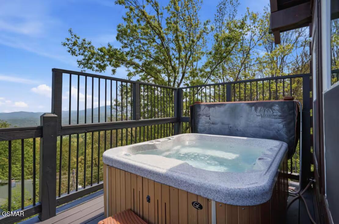 1274 Bear Cub Way Gatlinburg TN 37738