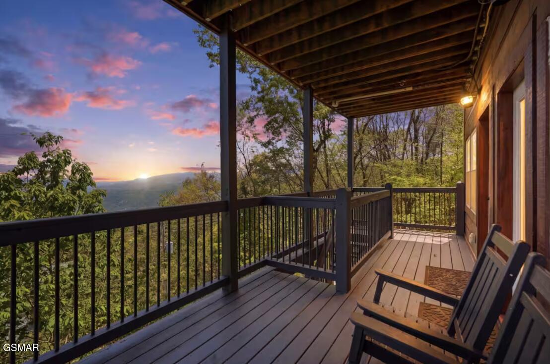 1274 Bear Cub Way Gatlinburg TN 37738