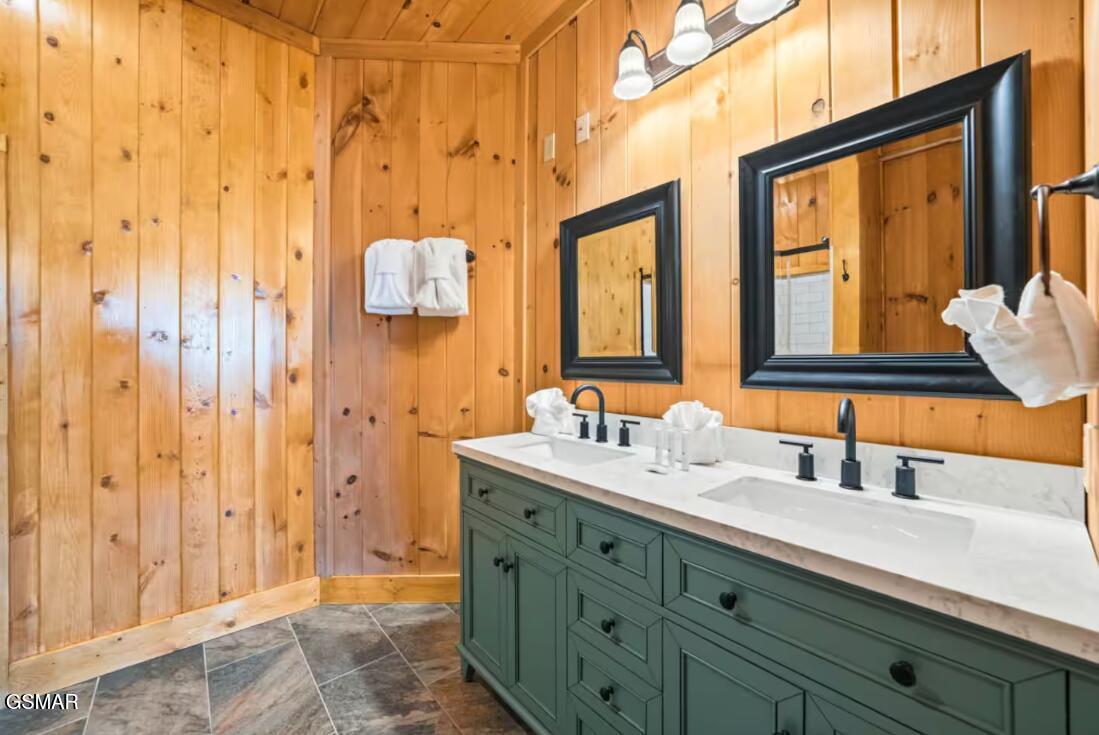 1274 Bear Cub Way Gatlinburg TN 37738