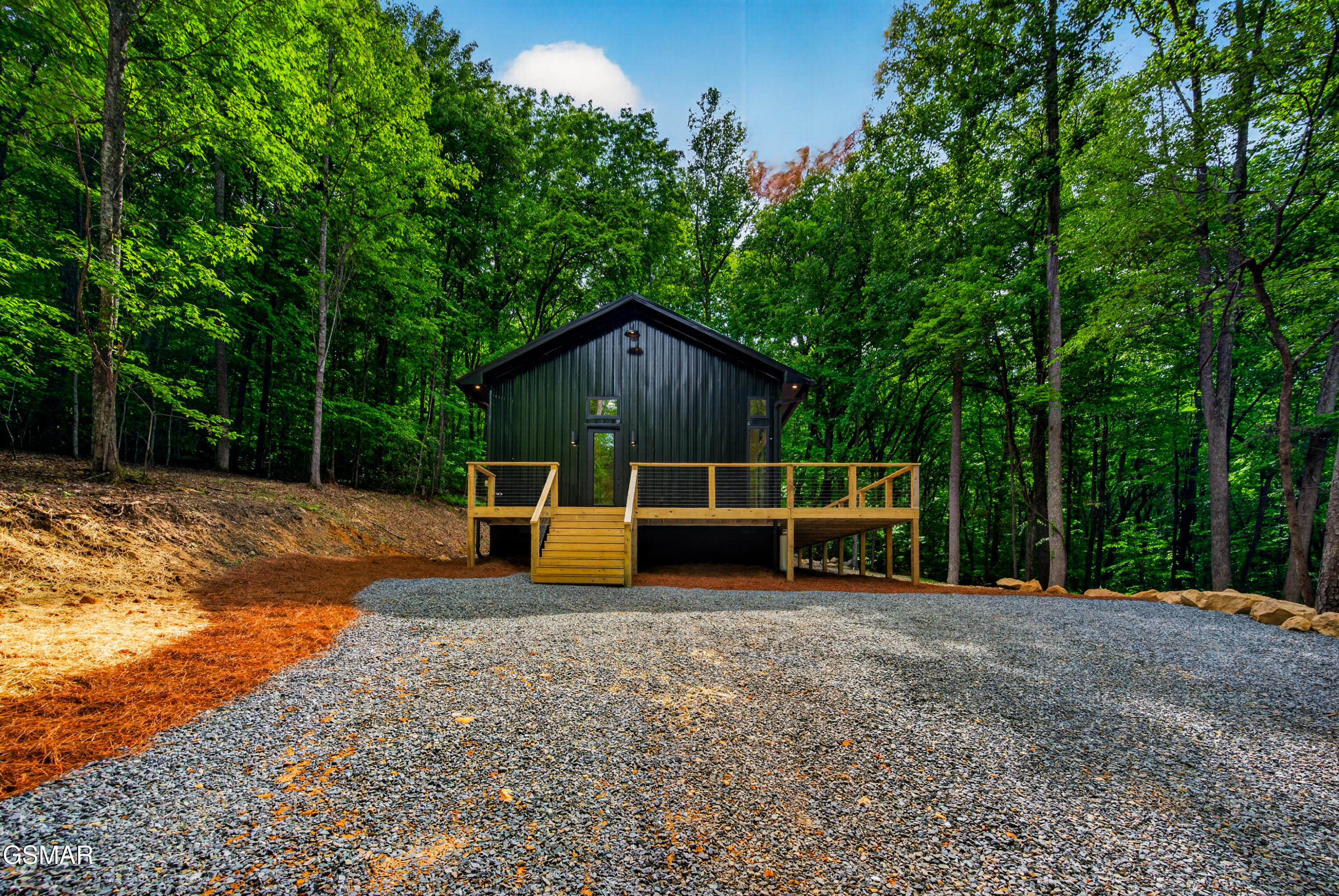 2799 Buckeye Drive Cosby TN 37722