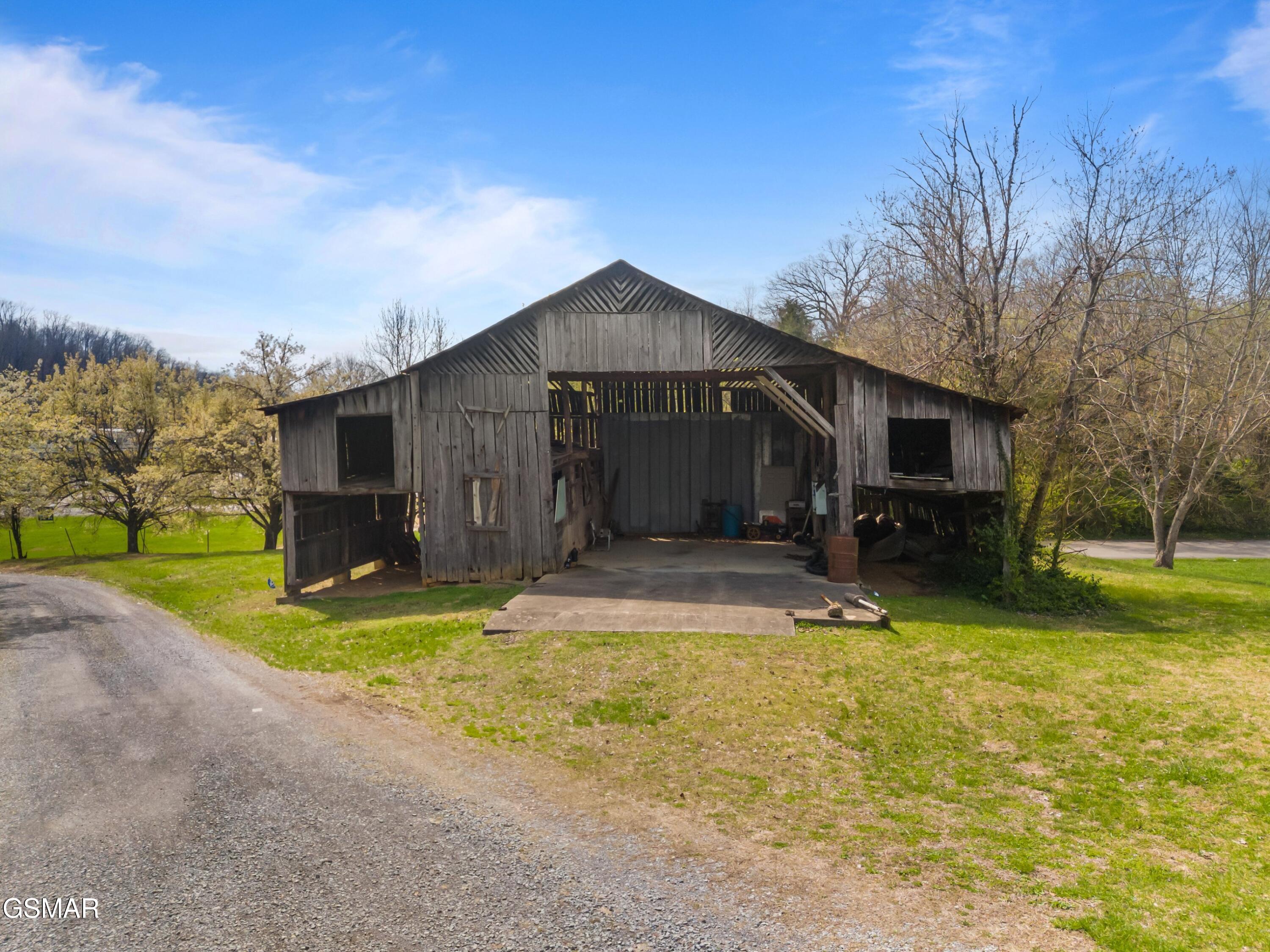 1645 E Main Street Rogersville TN 37857