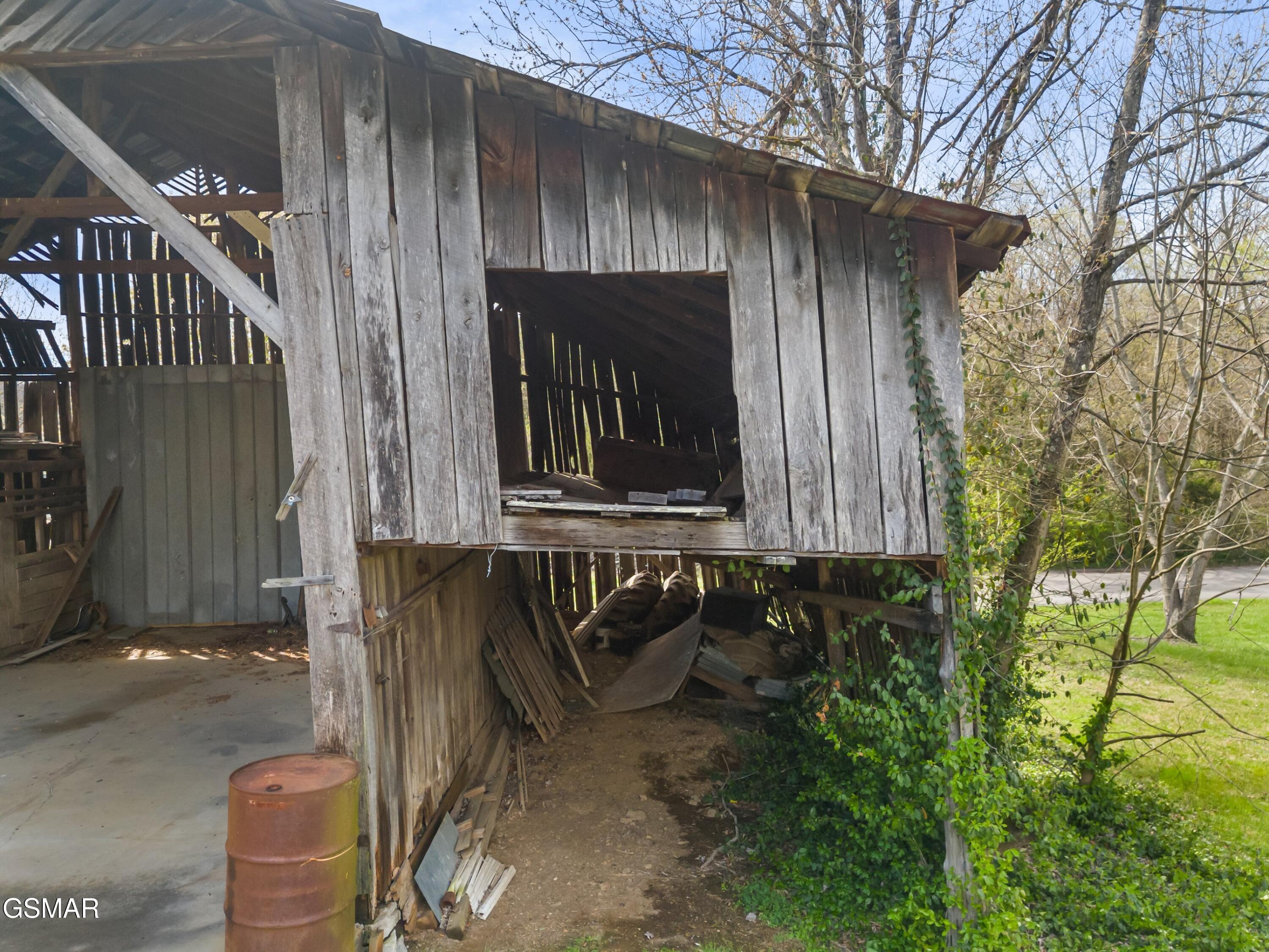 1645 E Main Street Rogersville TN 37857