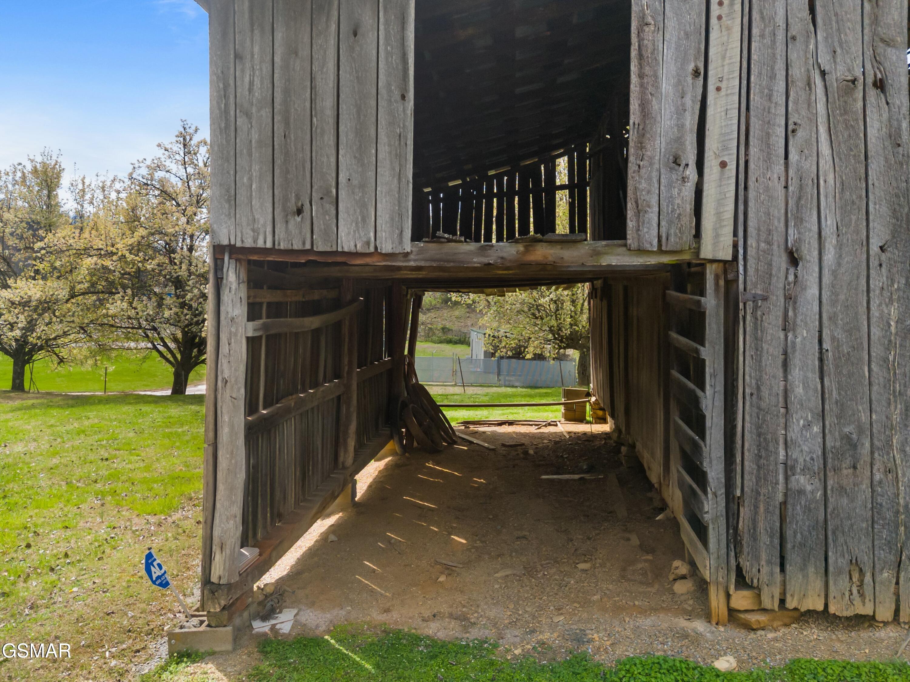 1645 E Main Street Rogersville TN 37857