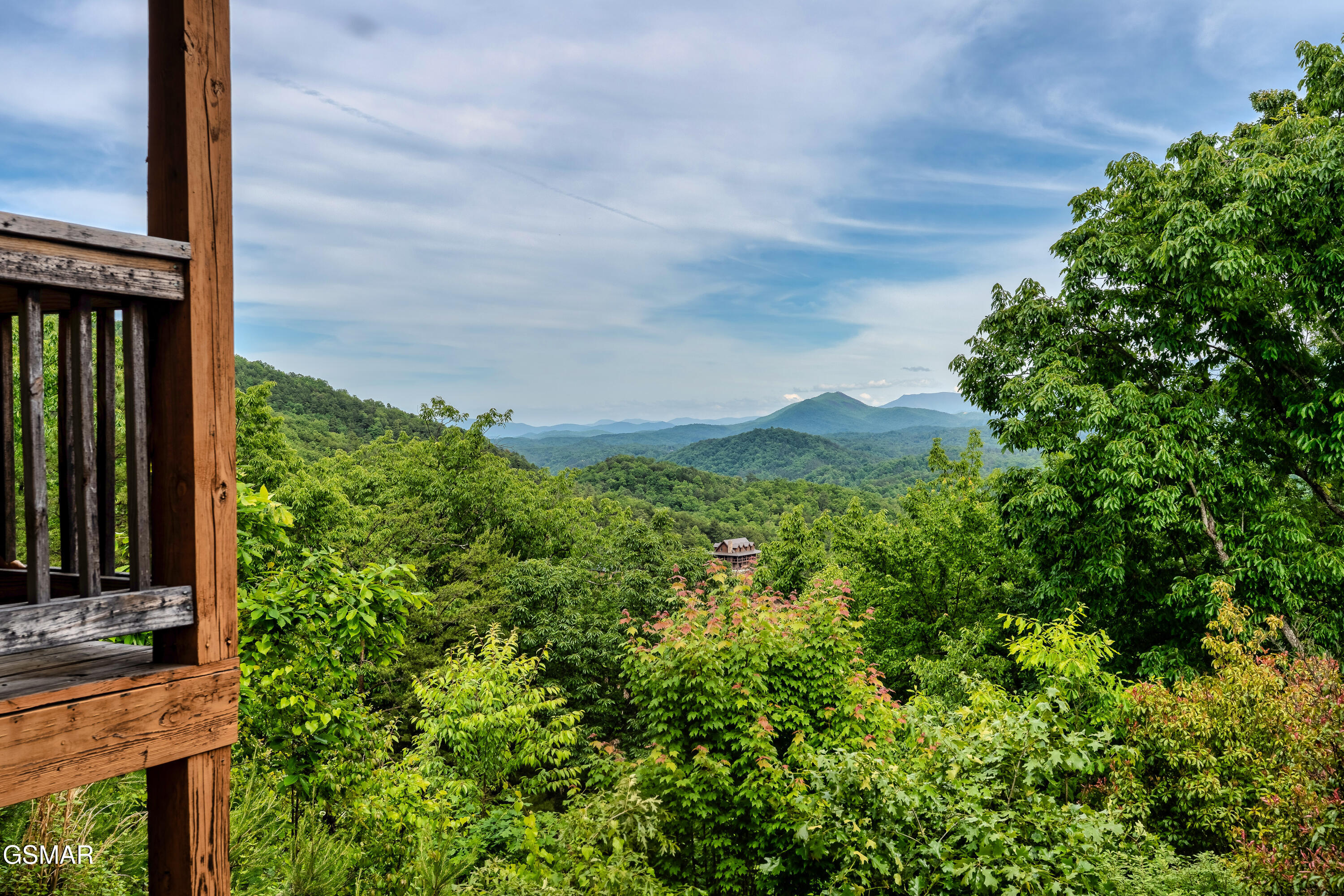 1827 Timber Ridge Way Sevierville TN 37876