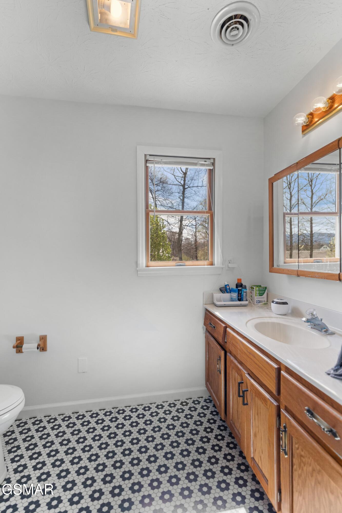 1692 Old Shiloh Road Greeneville TN 37745