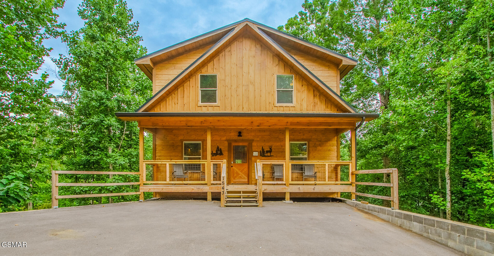 1543 Bear Valley Road Sevierville TN 37876