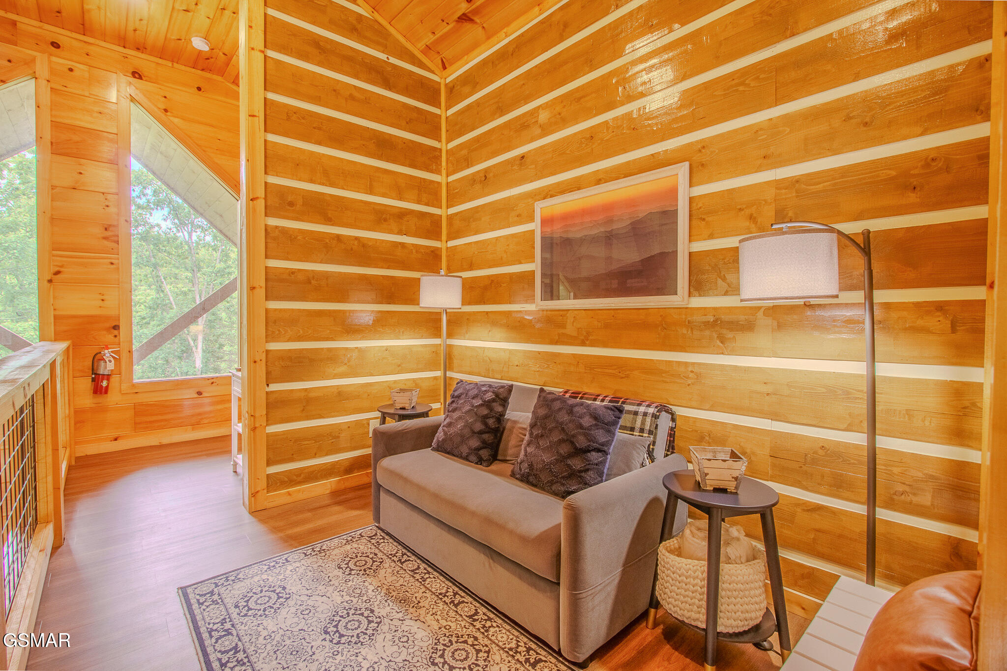 1543 Bear Valley Road Sevierville TN 37876