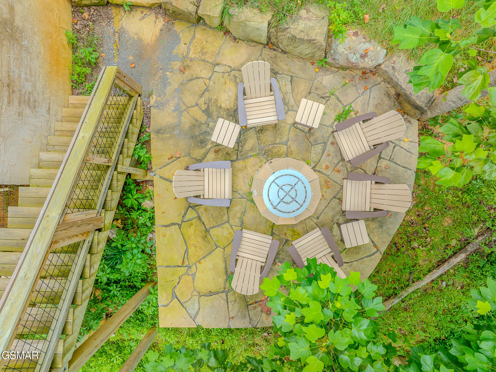 1543 Bear Valley Road Sevierville TN 37876