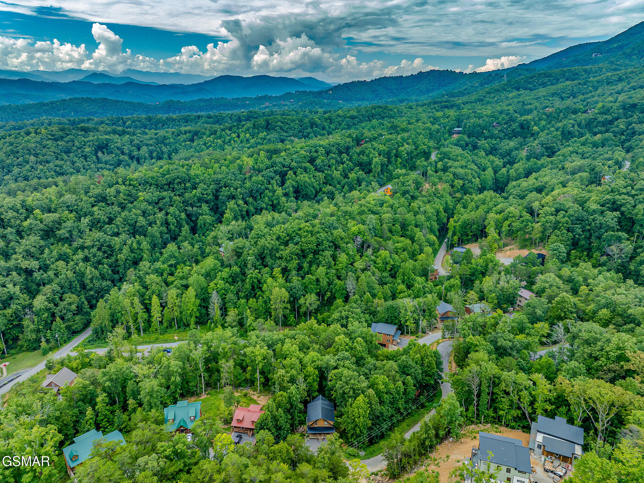 1543 Bear Valley Road Sevierville TN 37876