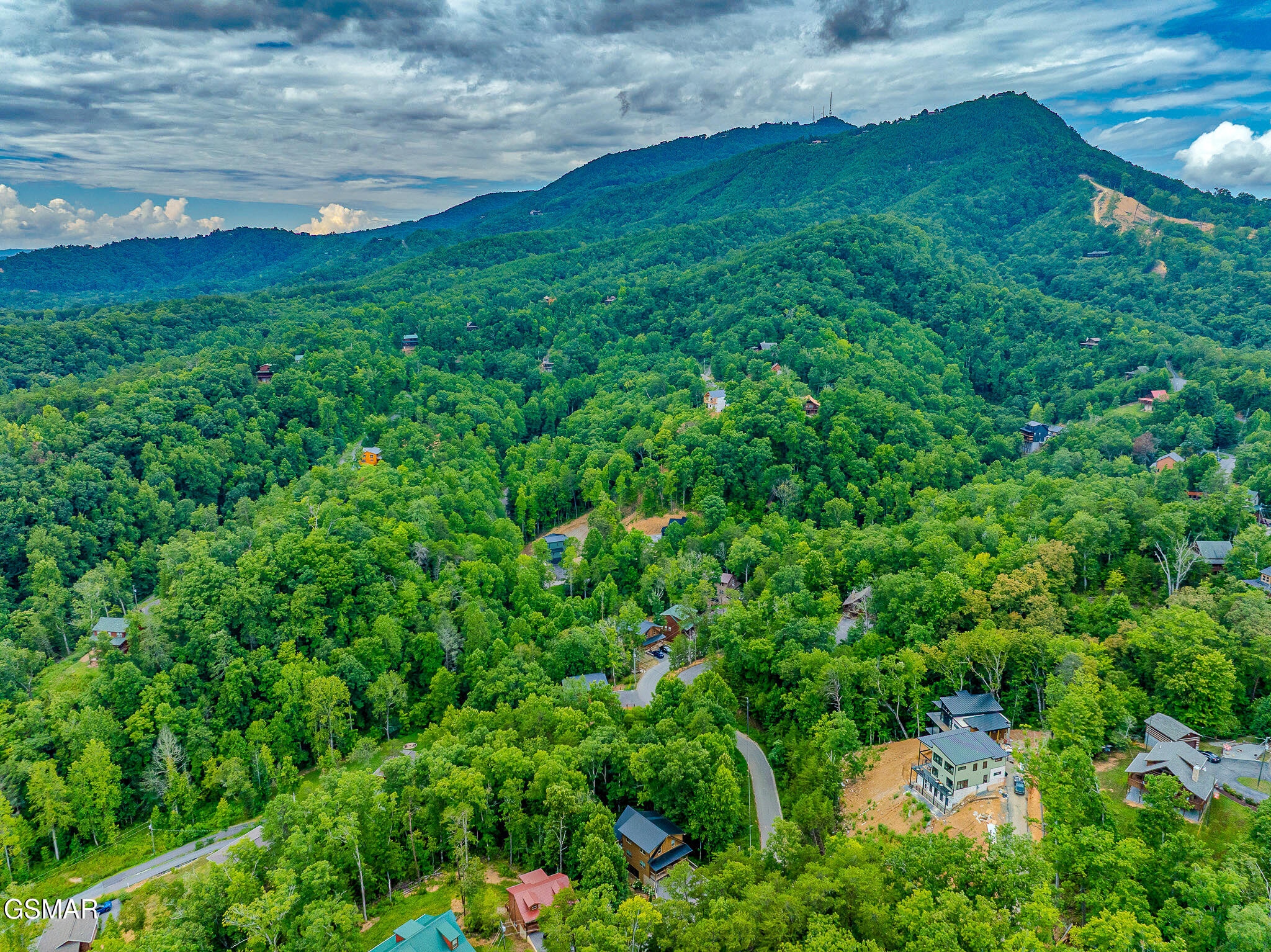 1543 Bear Valley Road Sevierville TN 37876