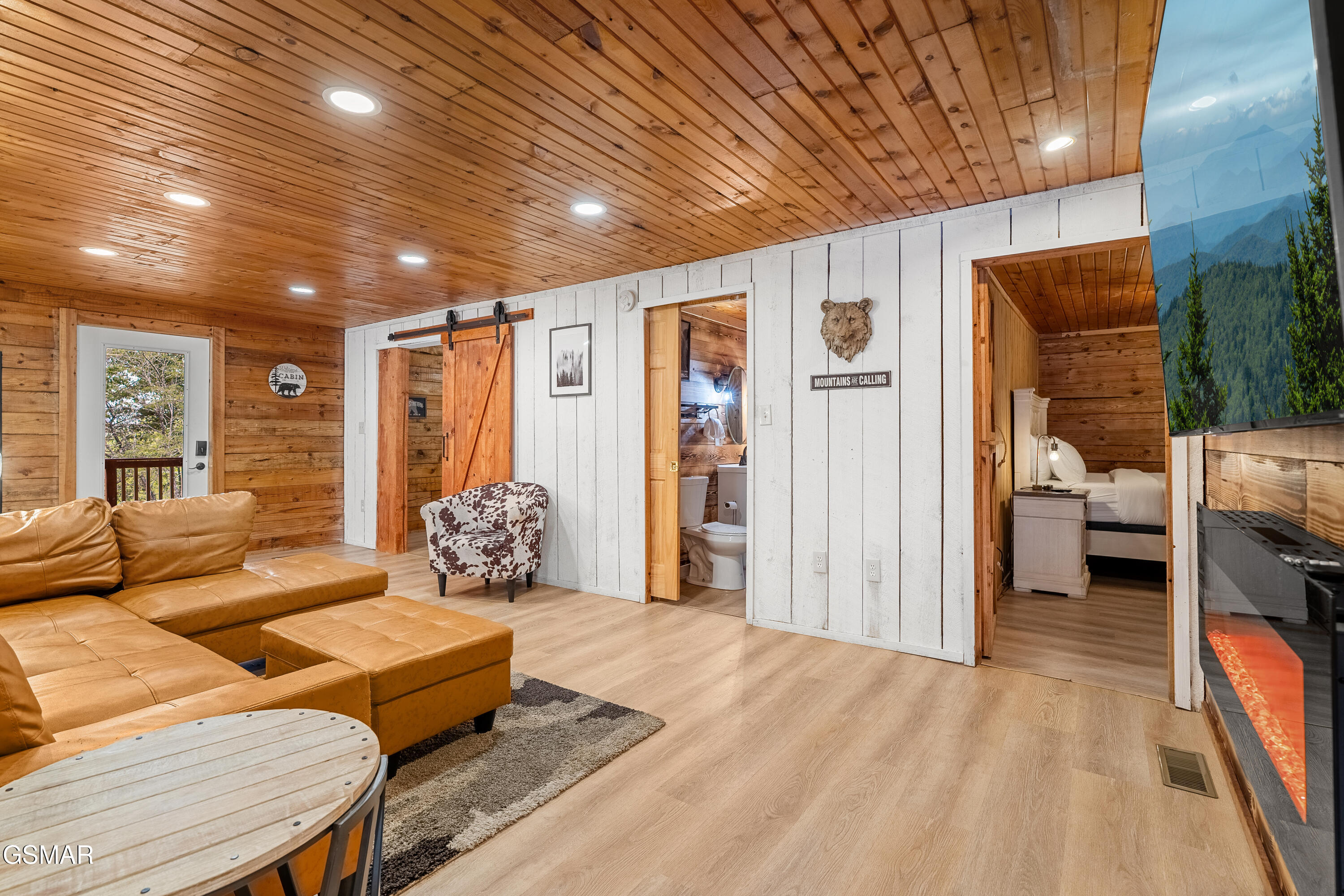 3009 Crestview Court Sevierville TN 37862