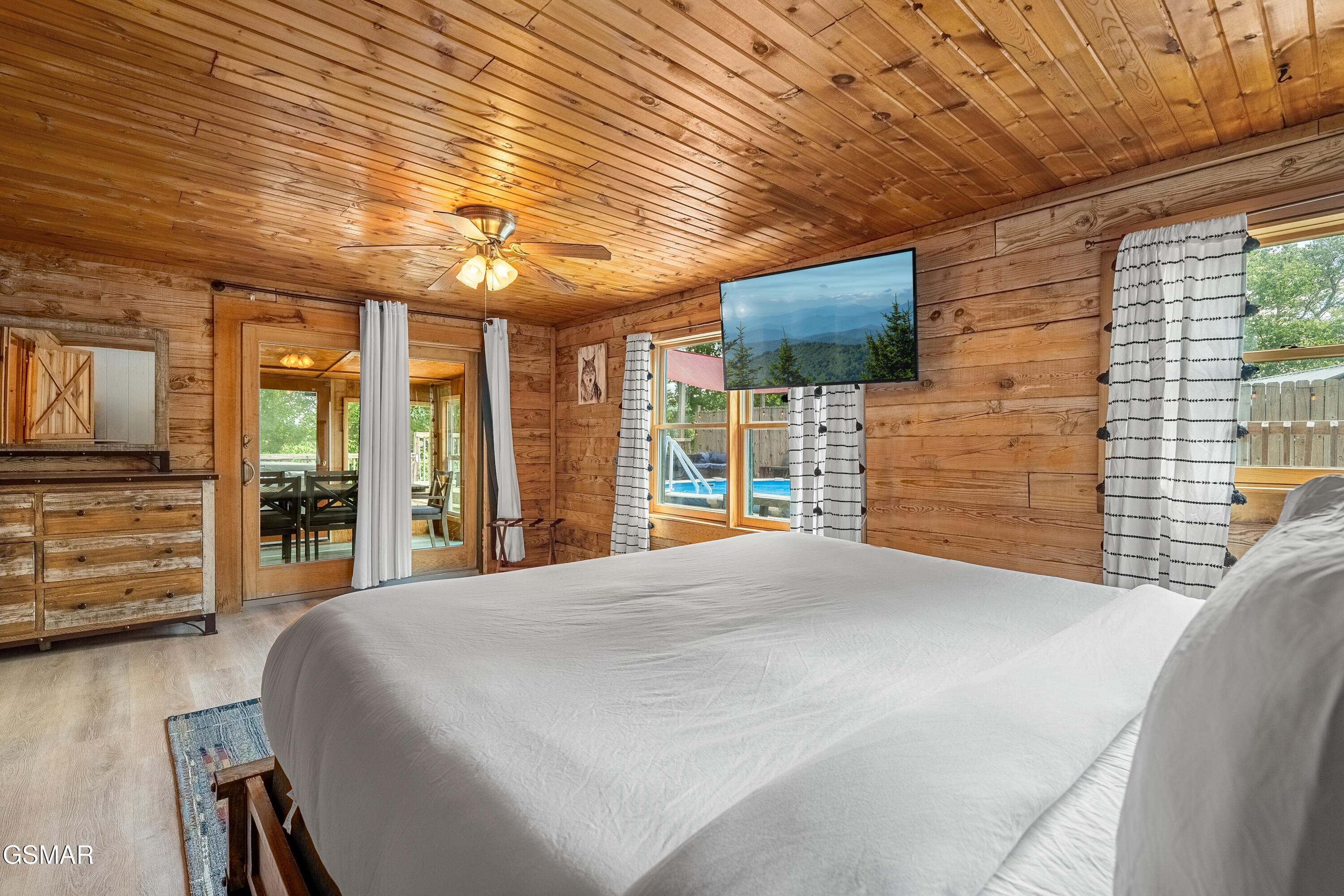 3009 Crestview Court Sevierville TN 37862