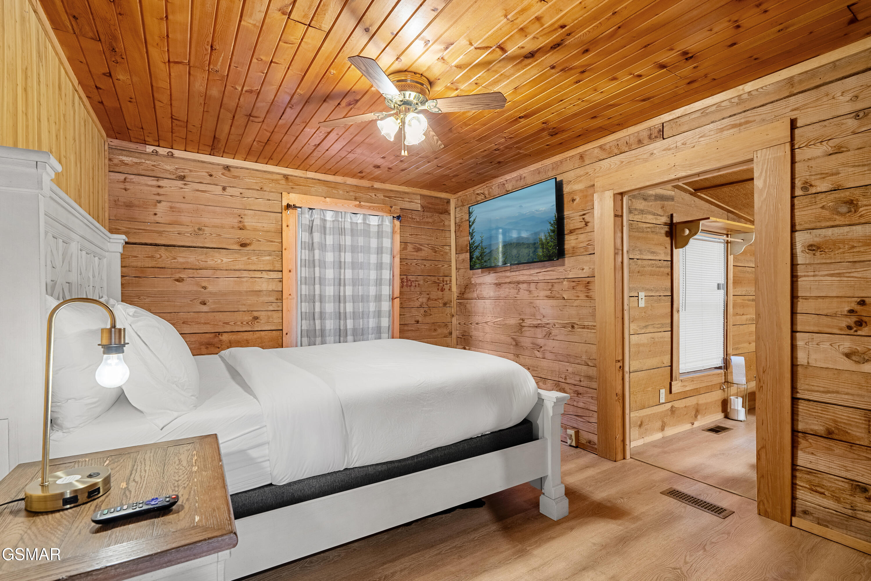 3009 Crestview Court Sevierville TN 37862