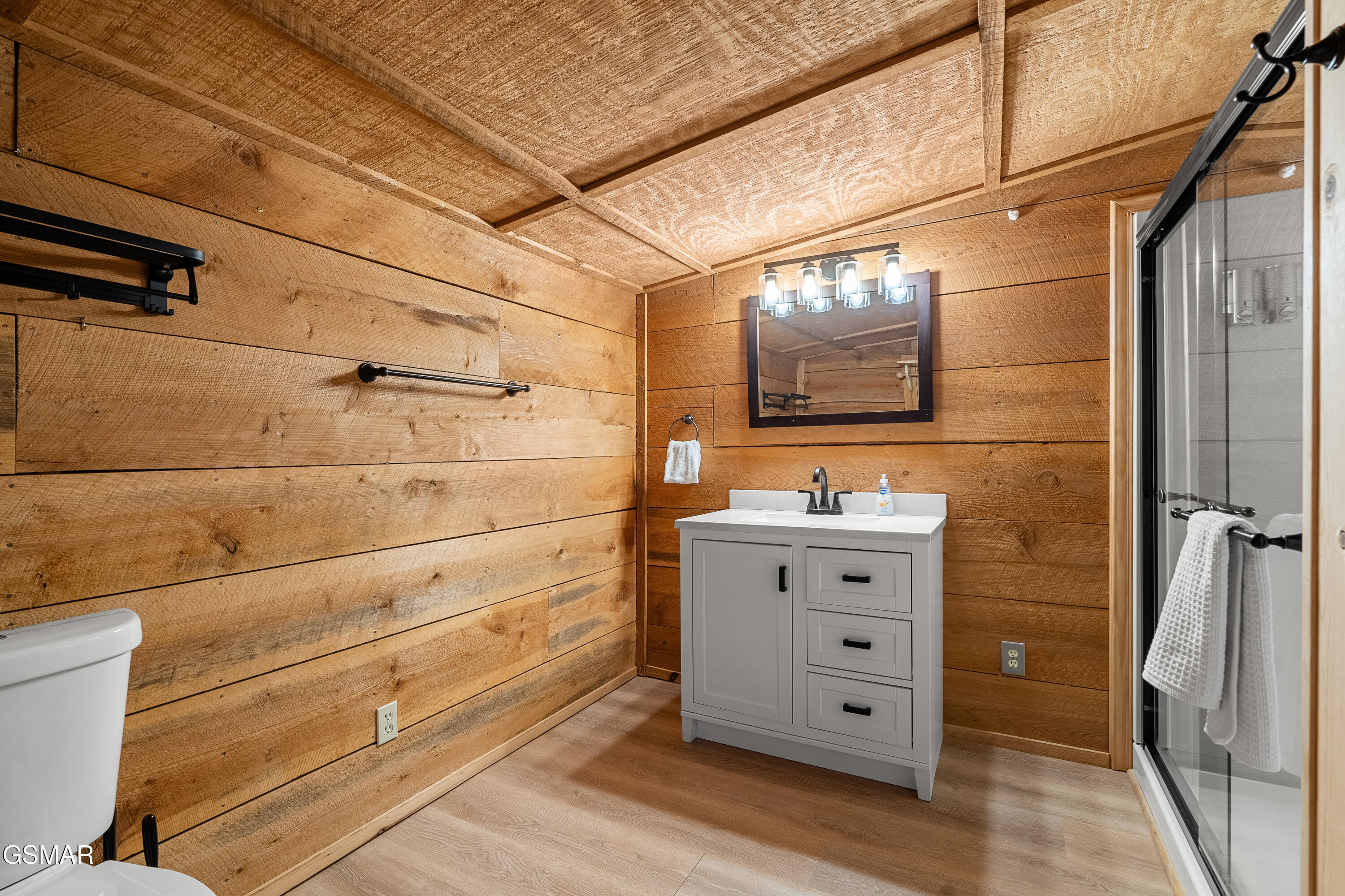 3009 Crestview Court Sevierville TN 37862