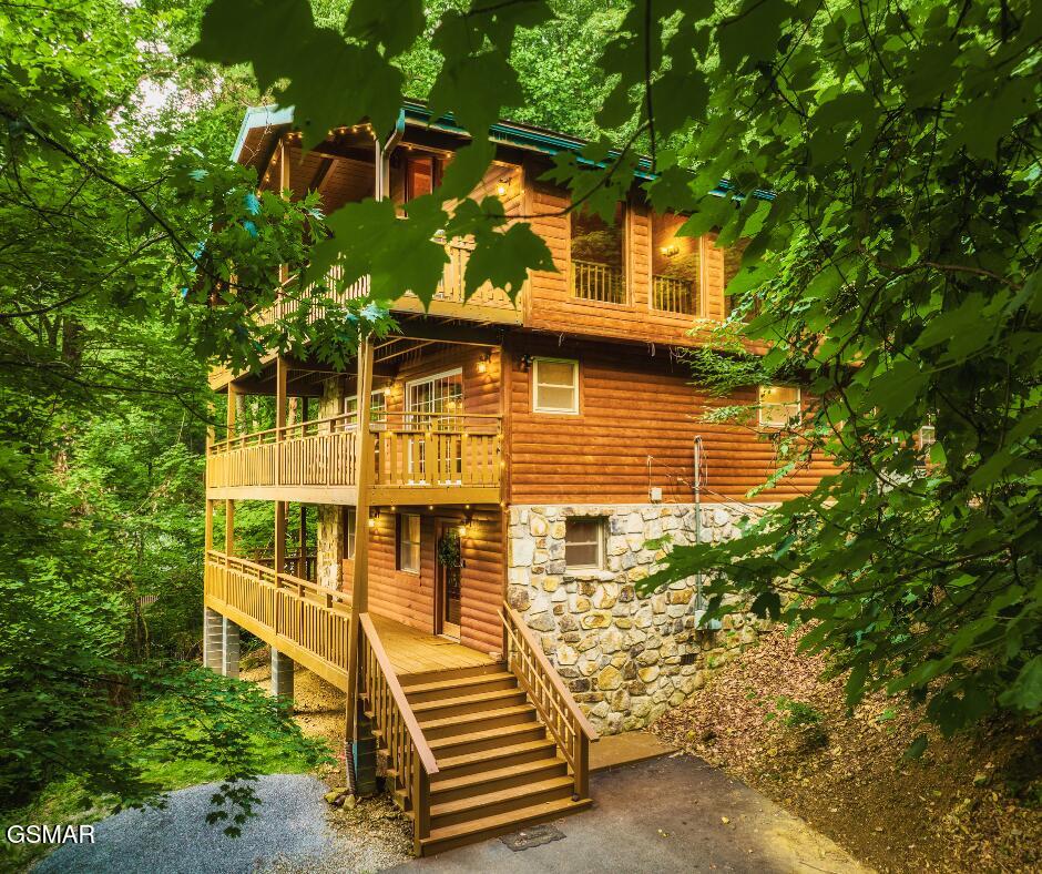 1318 N Baden Drive Gatlinburg TN 37738