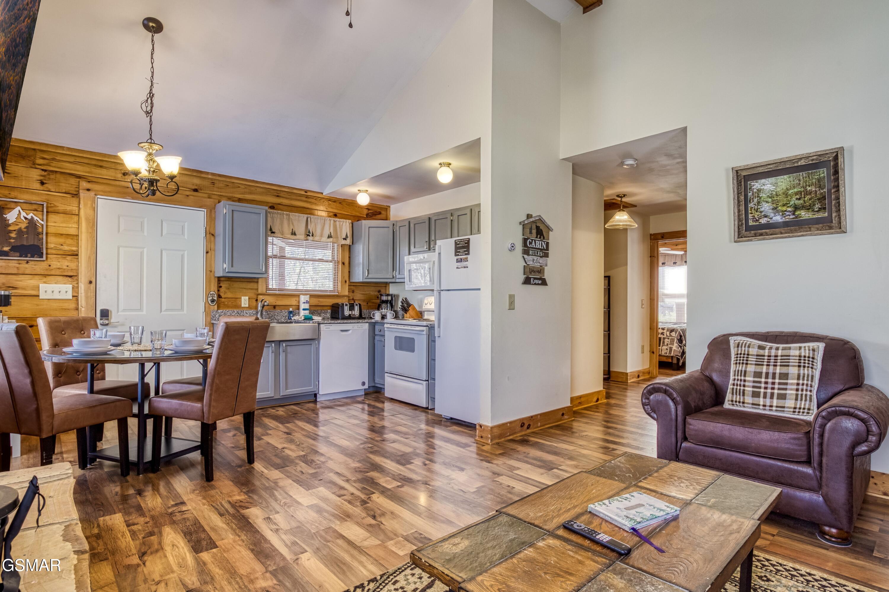 129 Perkins Gatlinburg TN 37738