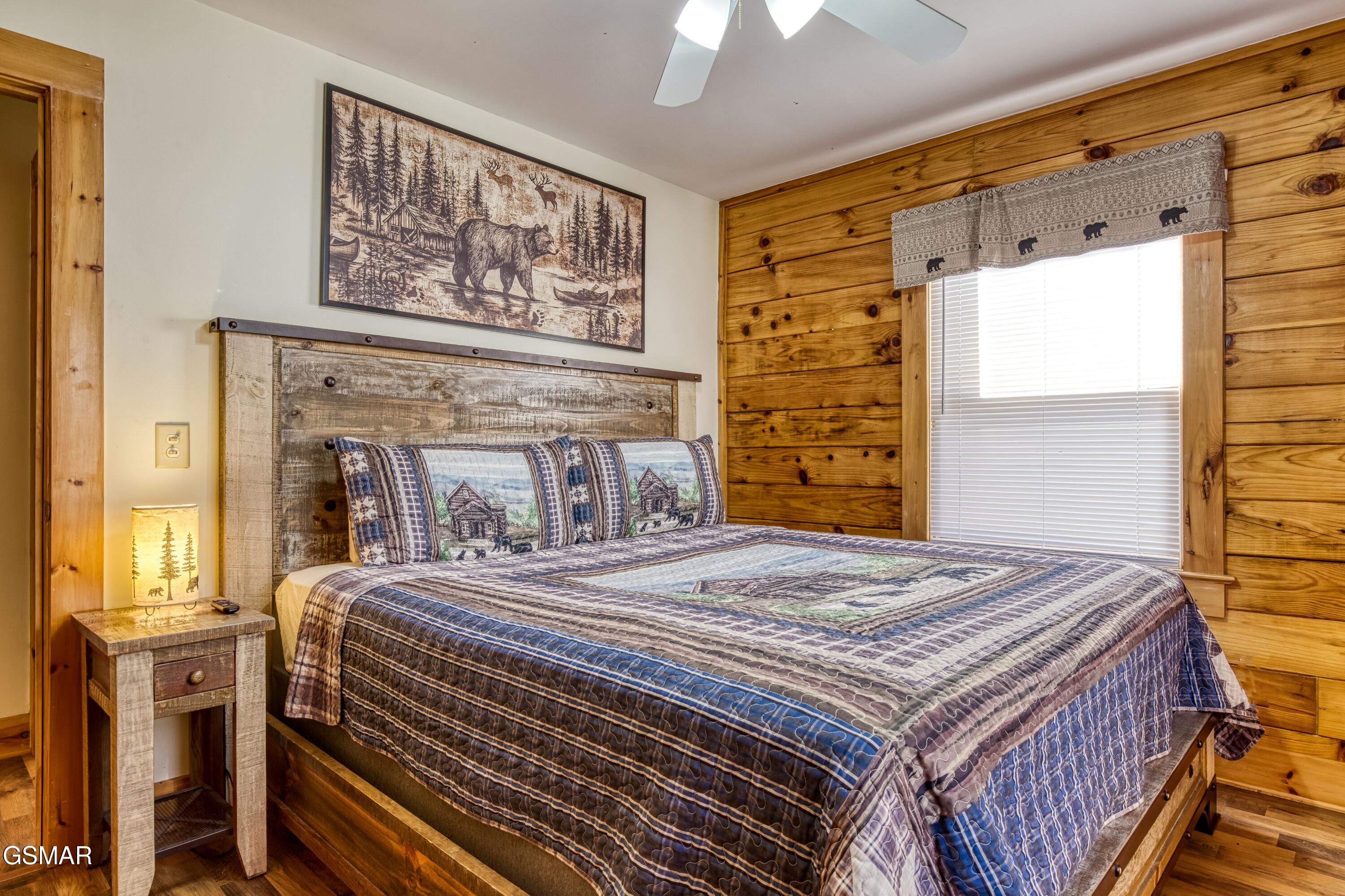 129 Perkins Gatlinburg TN 37738