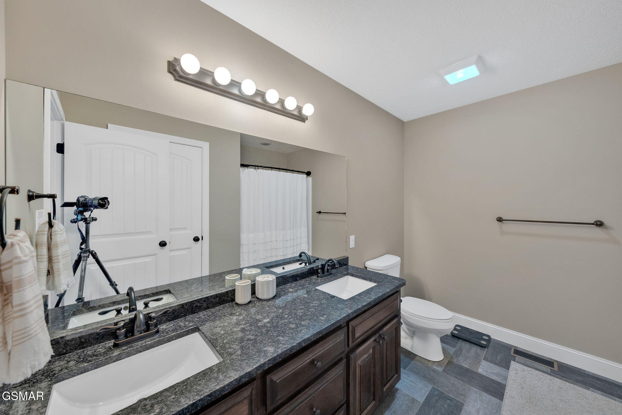 142 Breezy Lane New Tazewell TN 37825