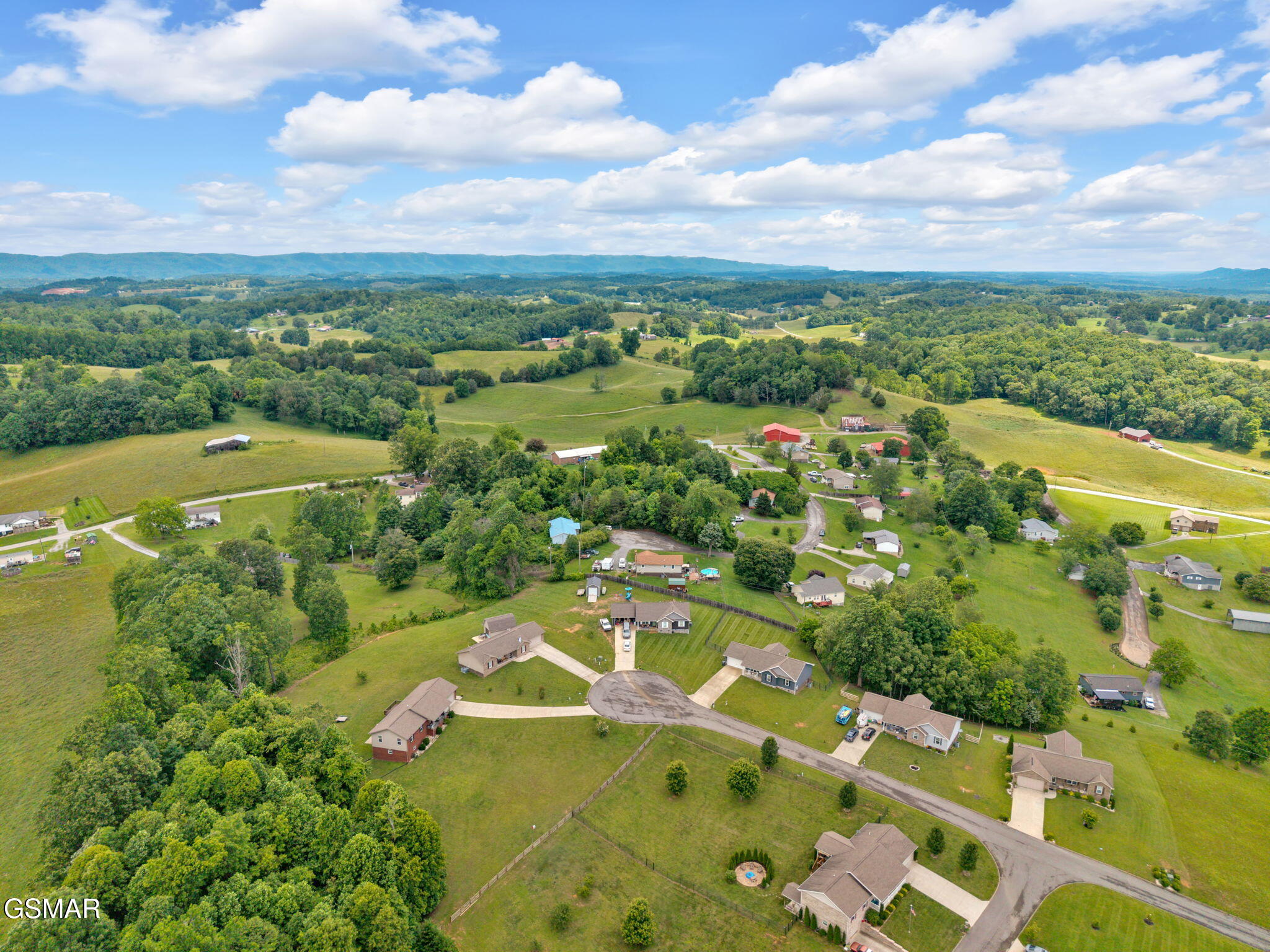 142 Breezy Lane New Tazewell TN 37825