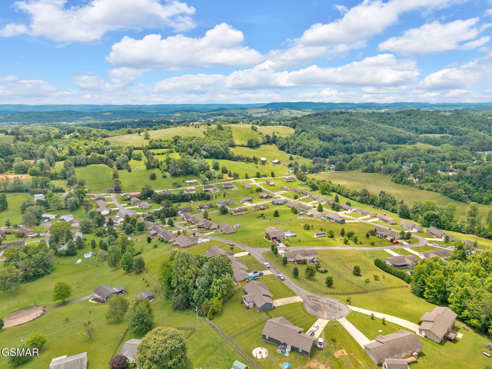 142 Breezy Lane New Tazewell TN 37825