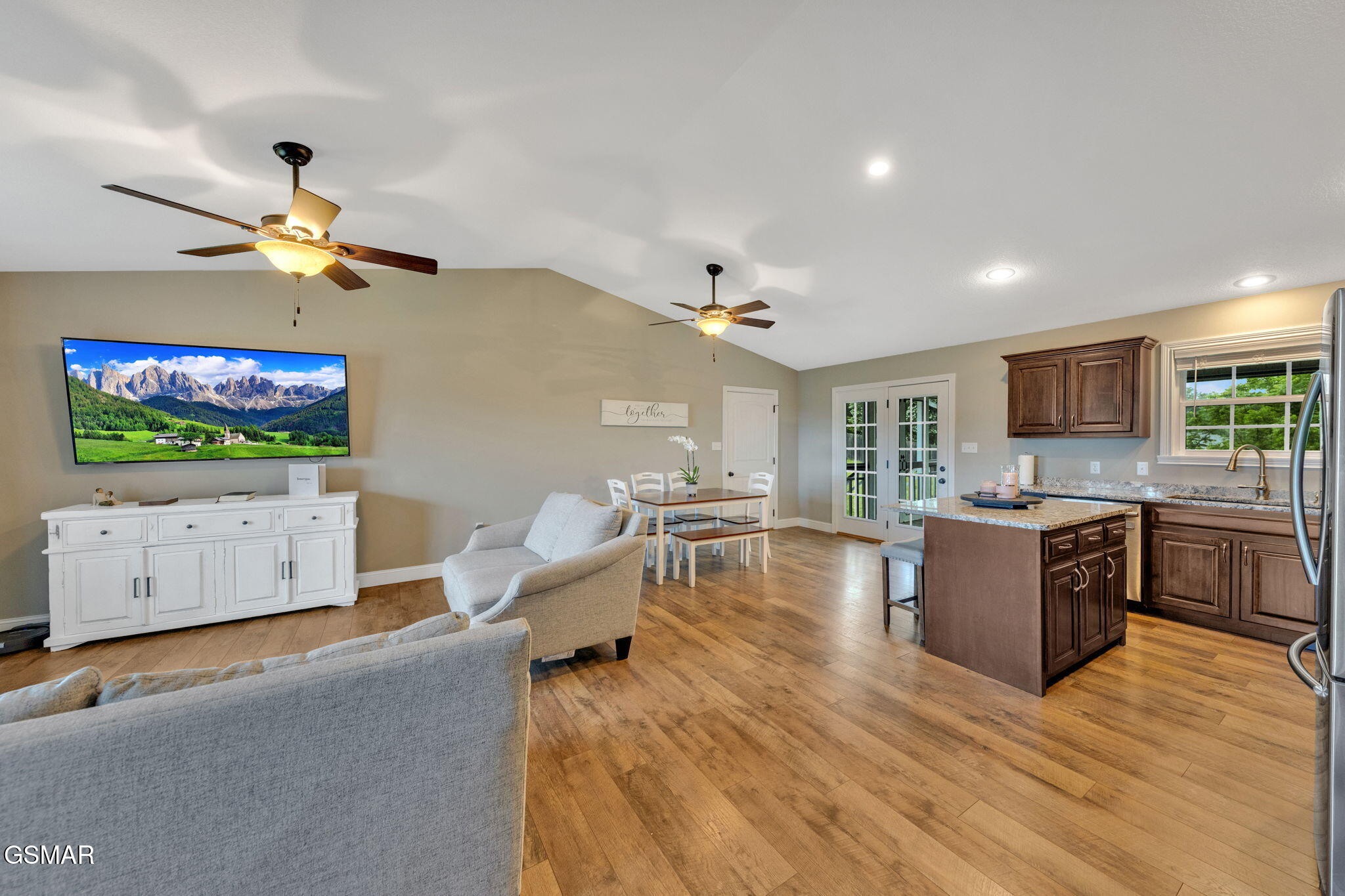 142 Breezy Lane New Tazewell TN 37825