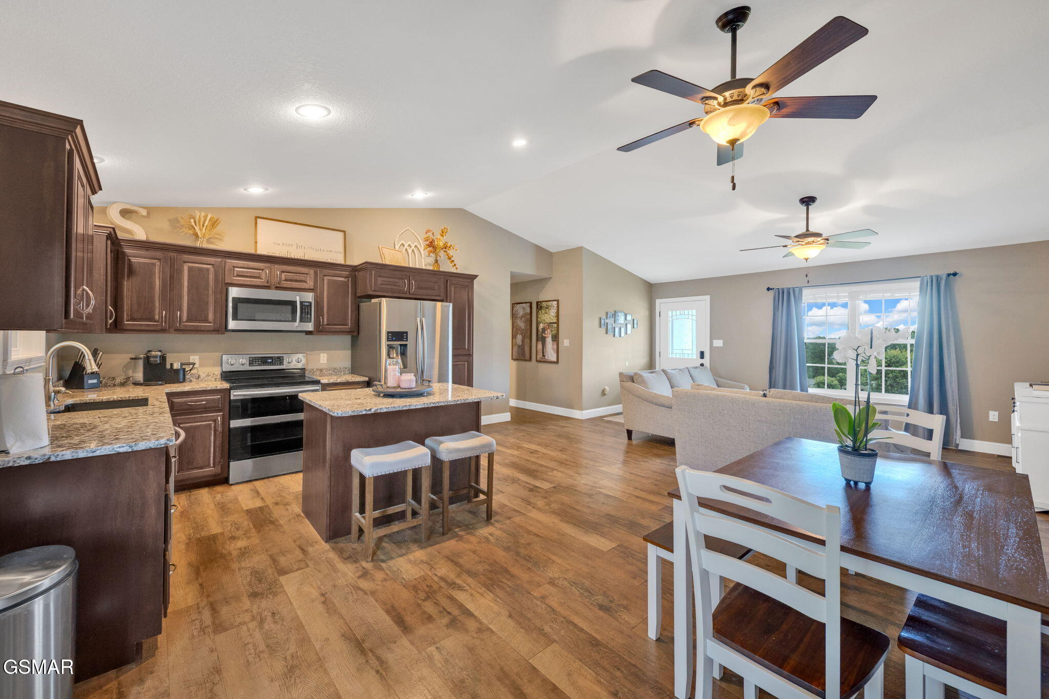 142 Breezy Lane New Tazewell TN 37825