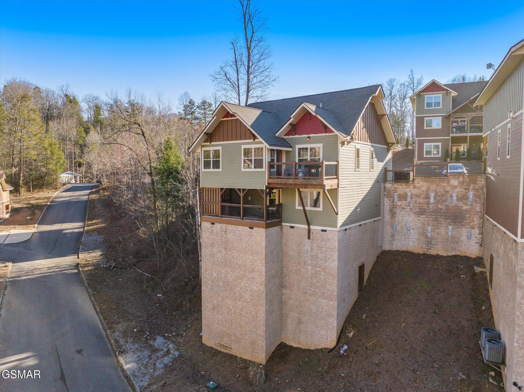 712 Still Hill Way Gatlinburg TN 37738