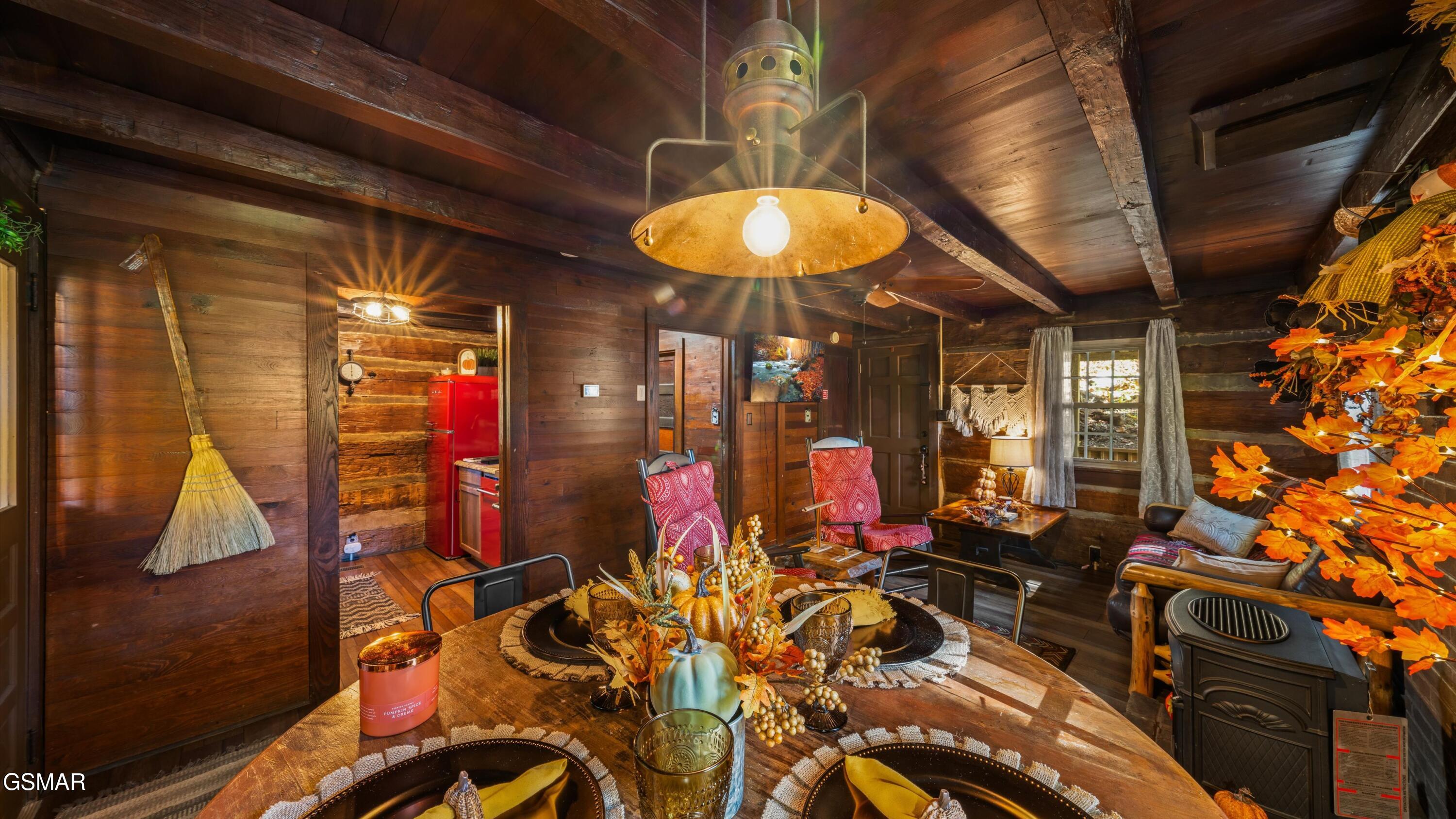 1115/1131 Old Cartertown Road Gatlinburg TN 37738