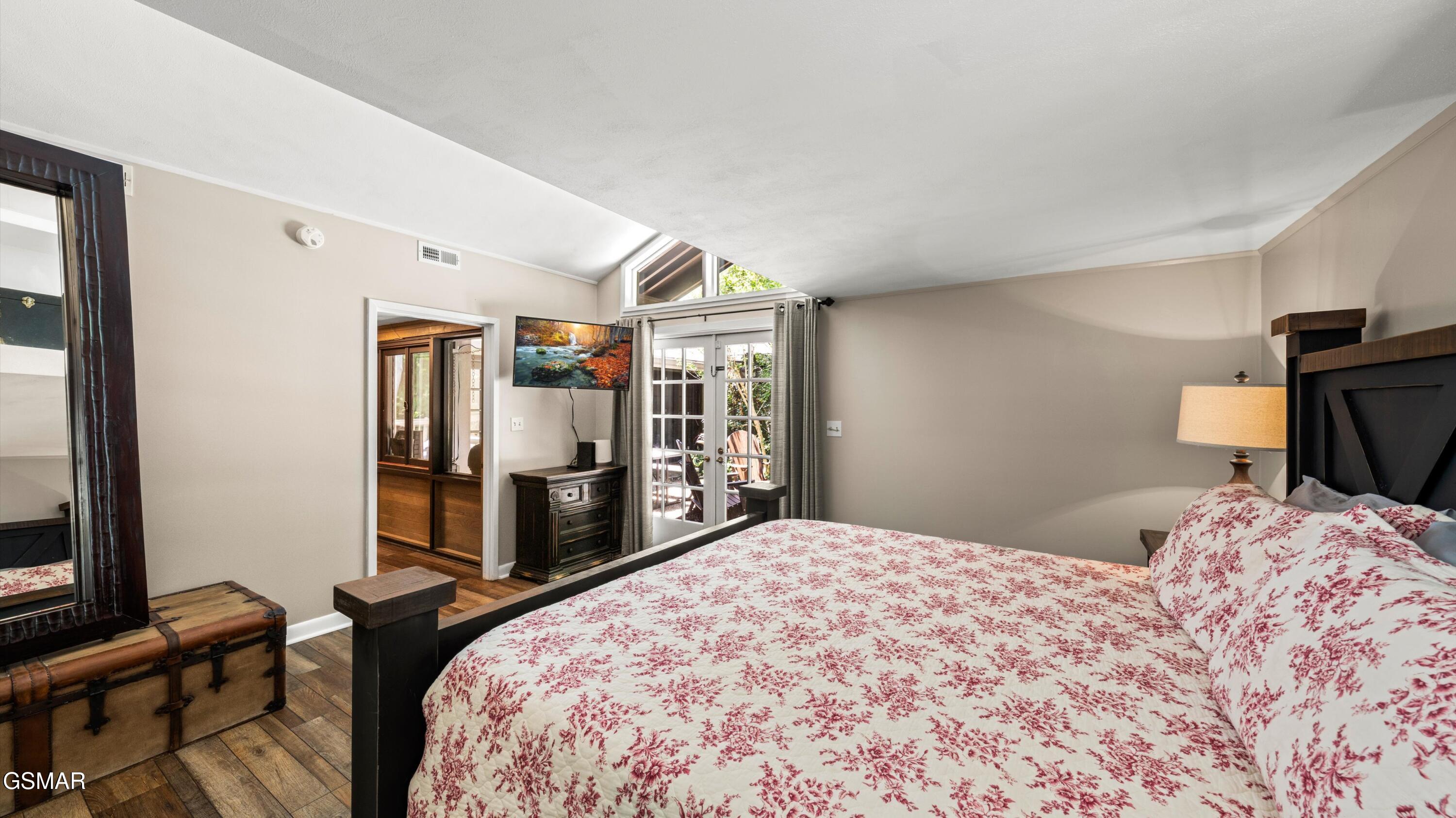 1115/1131 Old Cartertown Road Gatlinburg TN 37738