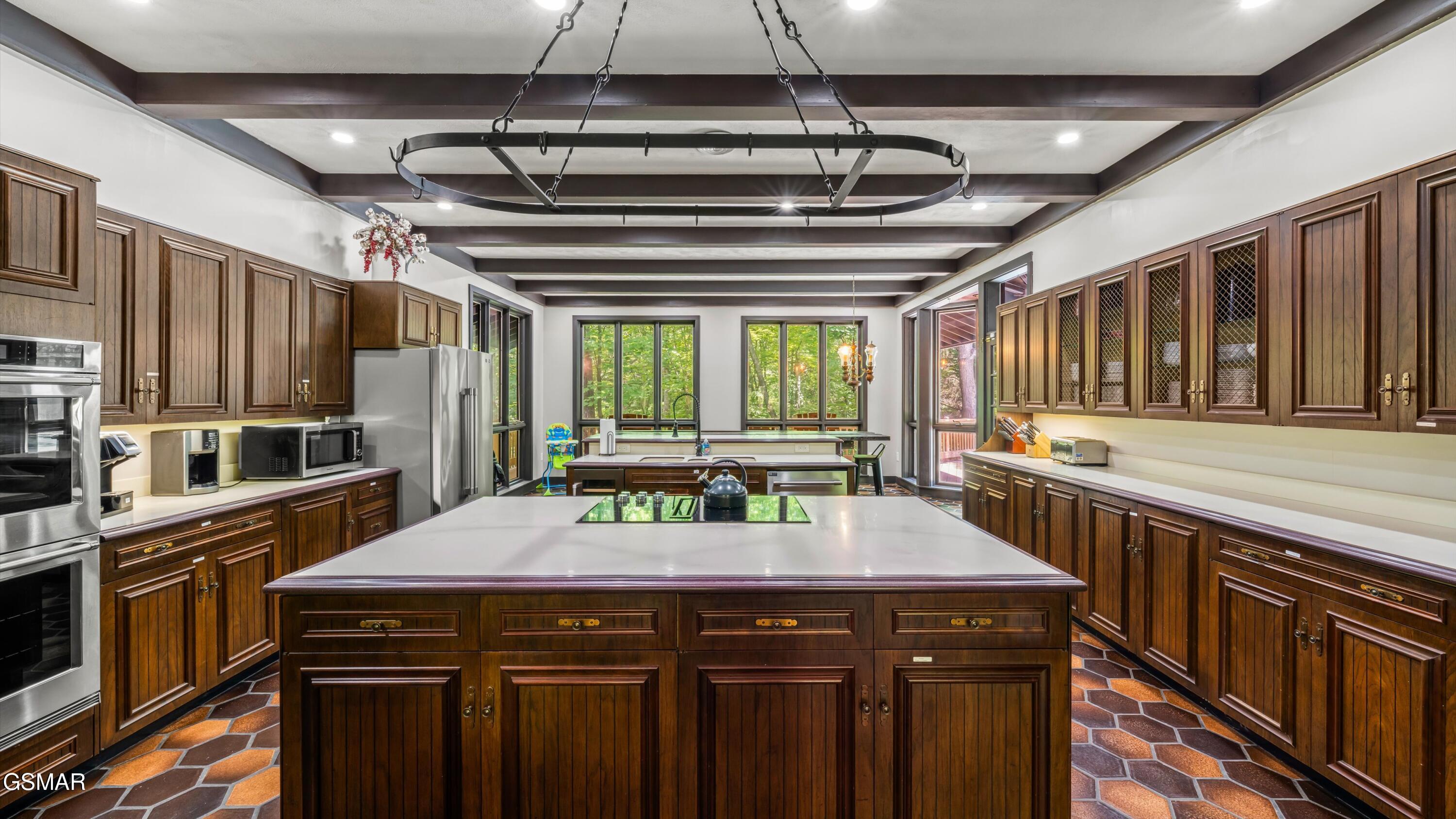 1115/1131 Old Cartertown Road Gatlinburg TN 37738