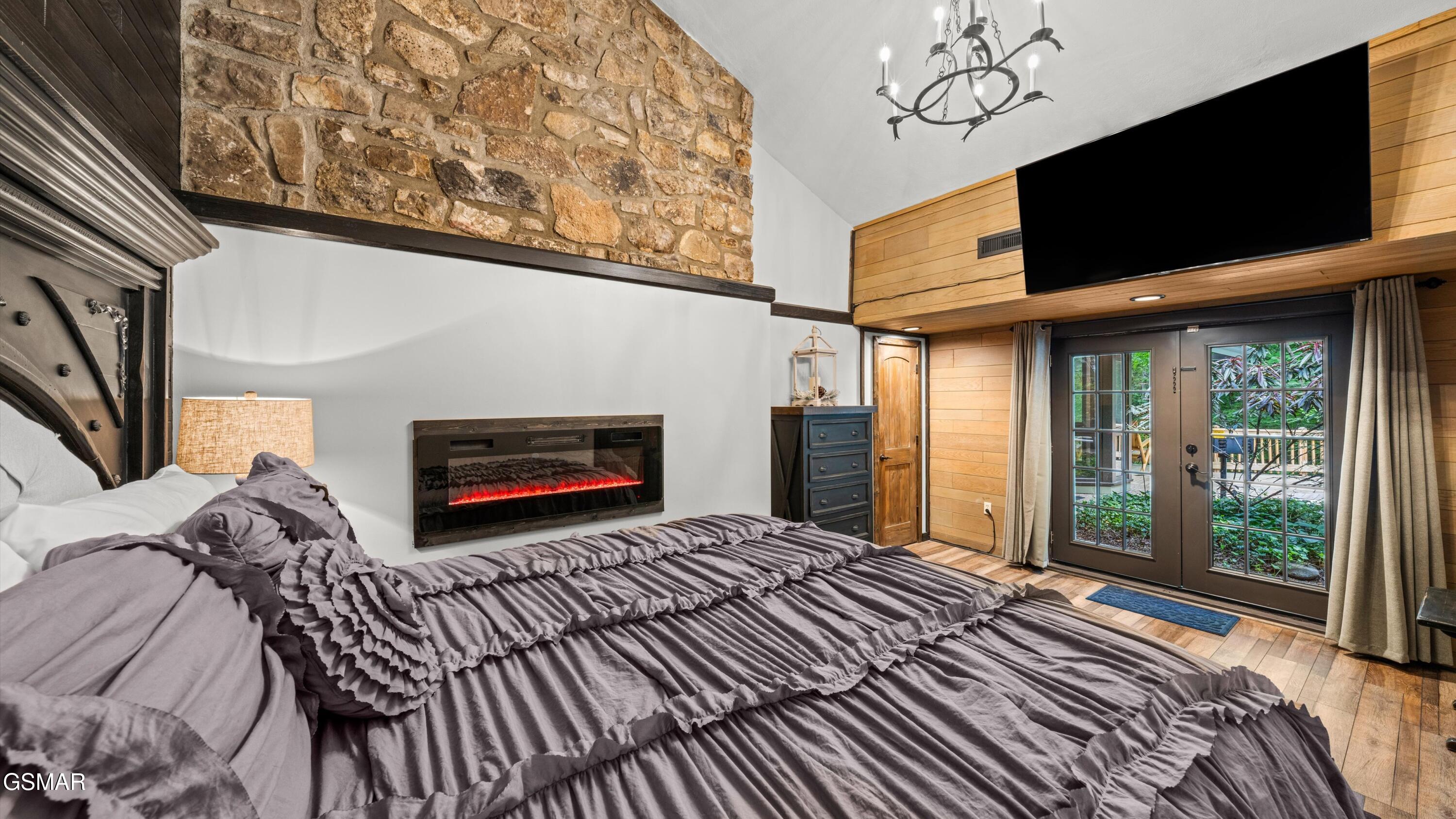 1115/1131 Old Cartertown Road Gatlinburg TN 37738