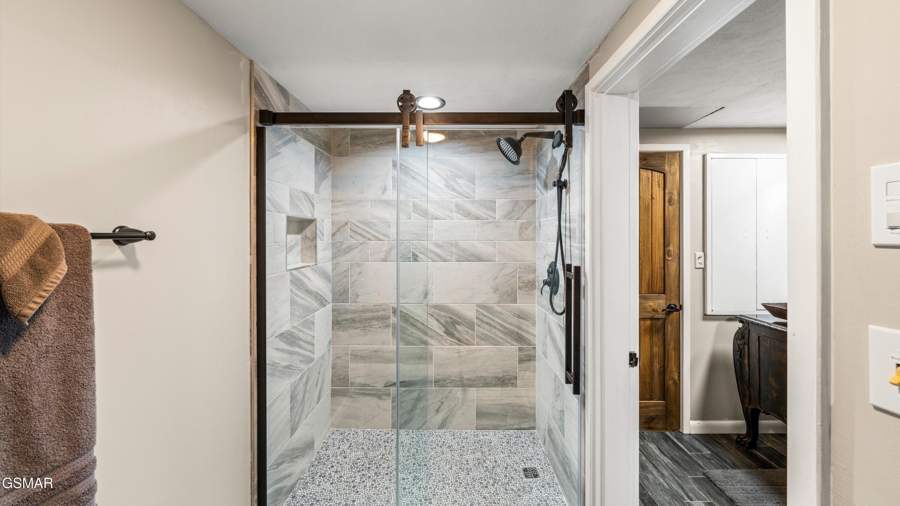 1115/1131 Old Cartertown Road Gatlinburg TN 37738