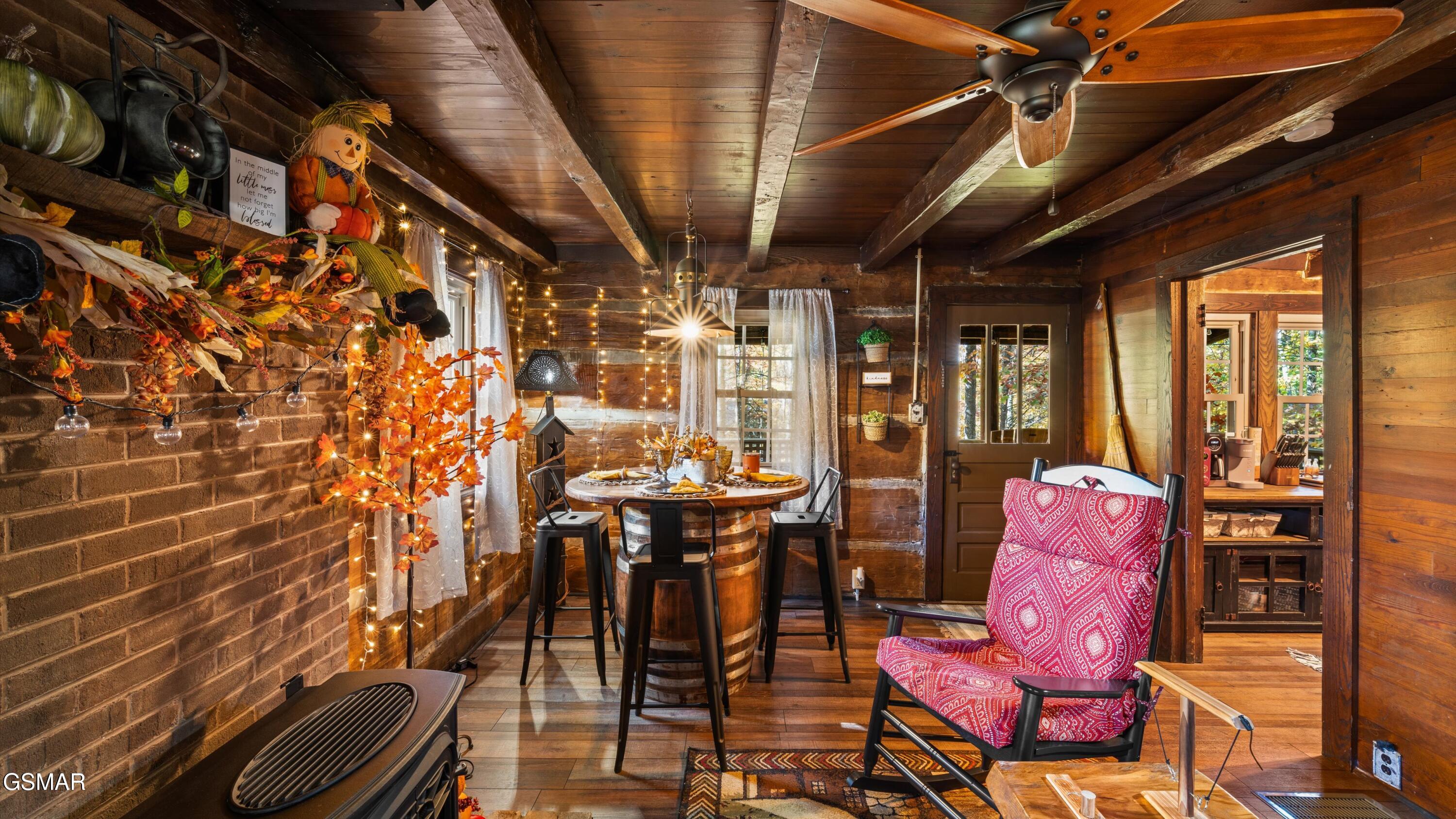 1115/1131 Old Cartertown Road Gatlinburg TN 37738