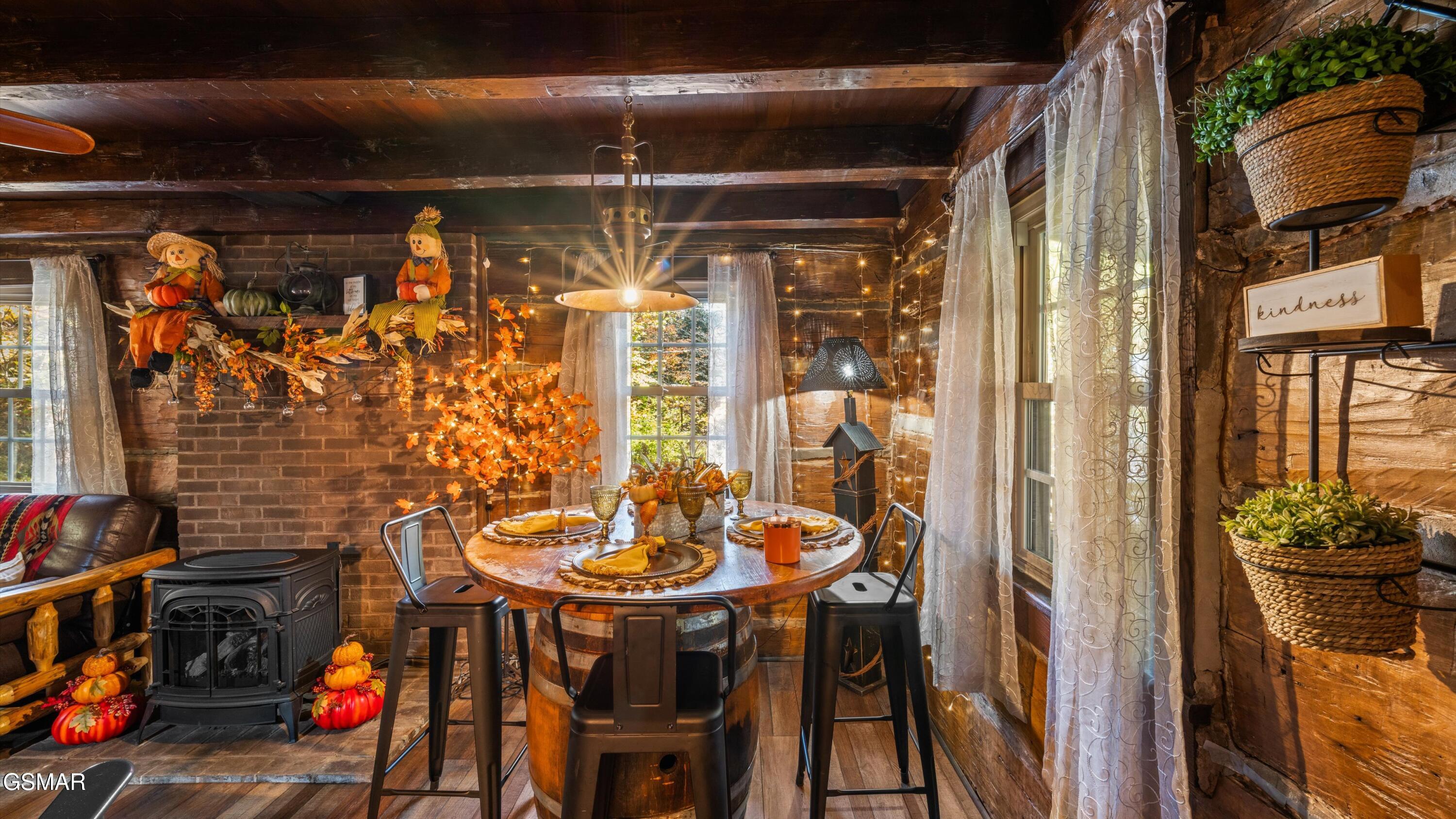 1115/1131 Old Cartertown Road Gatlinburg TN 37738