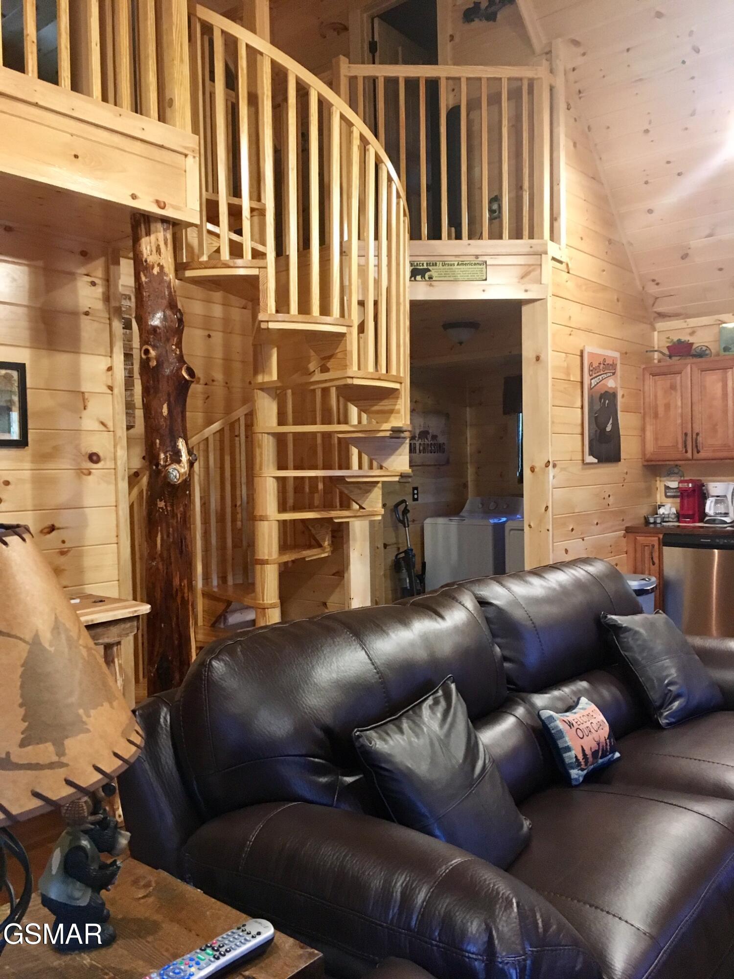 306 N Circle Drive Gatlinburg TN 37738