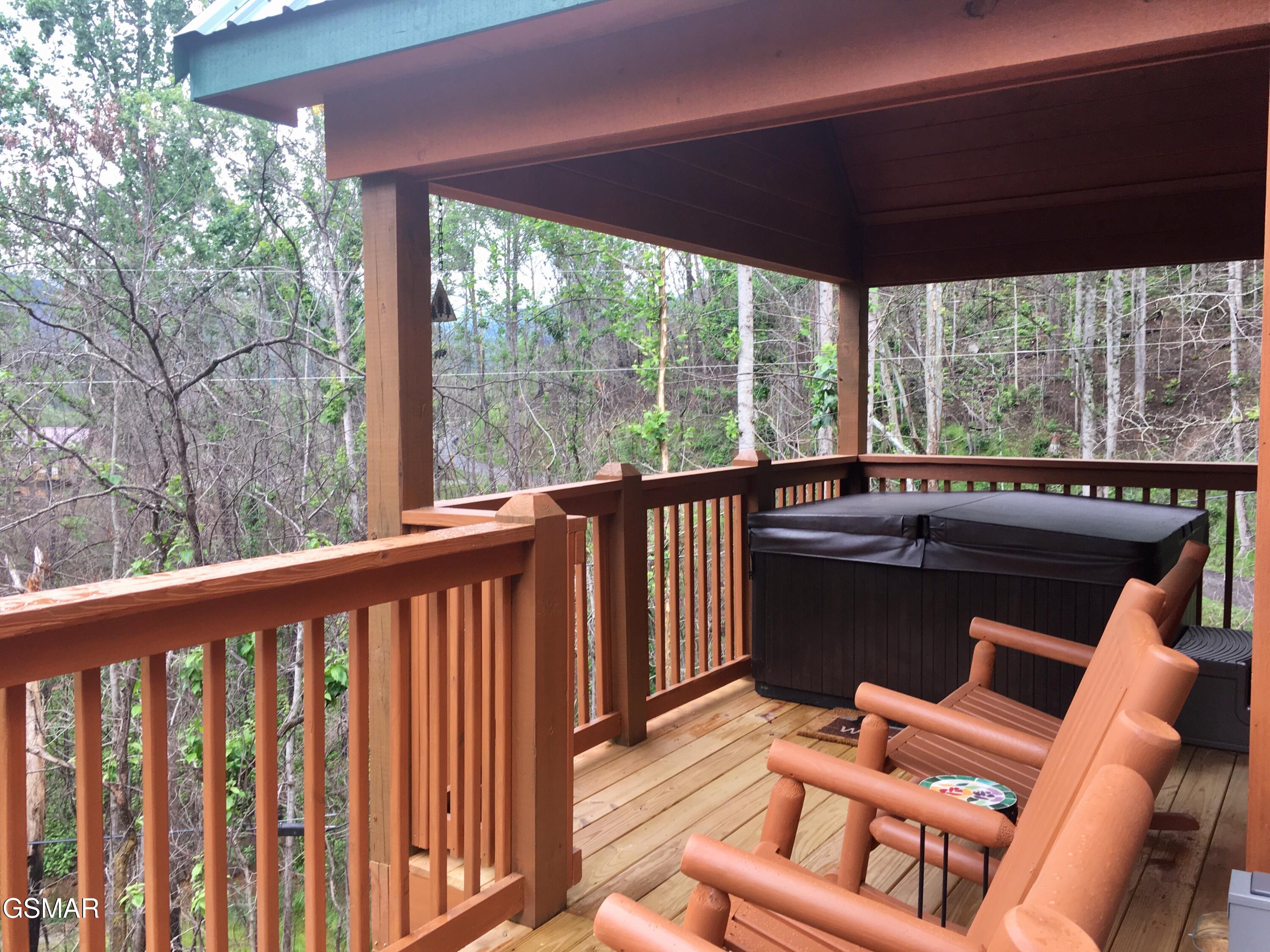 306 N Circle Drive Gatlinburg TN 37738