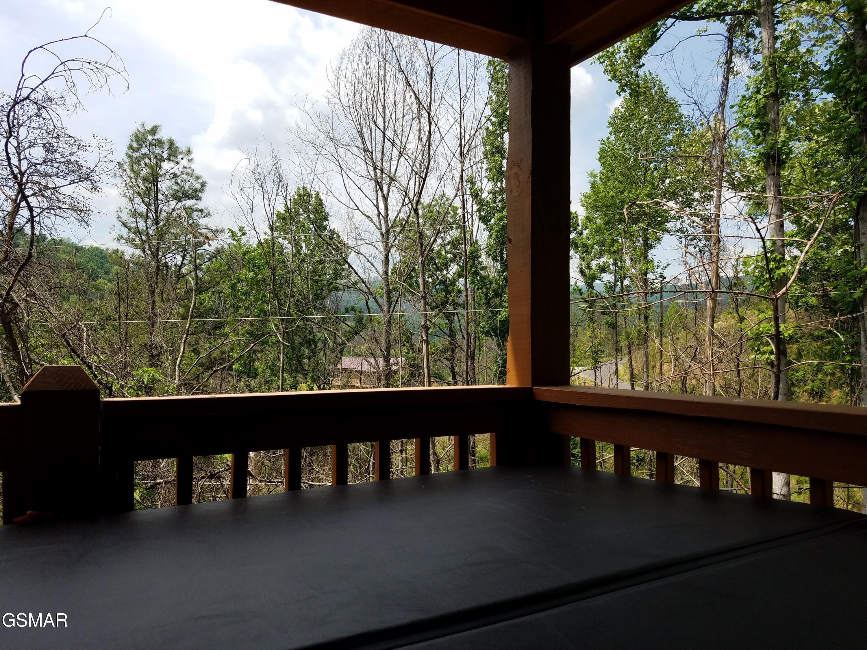 306 N Circle Drive Gatlinburg TN 37738