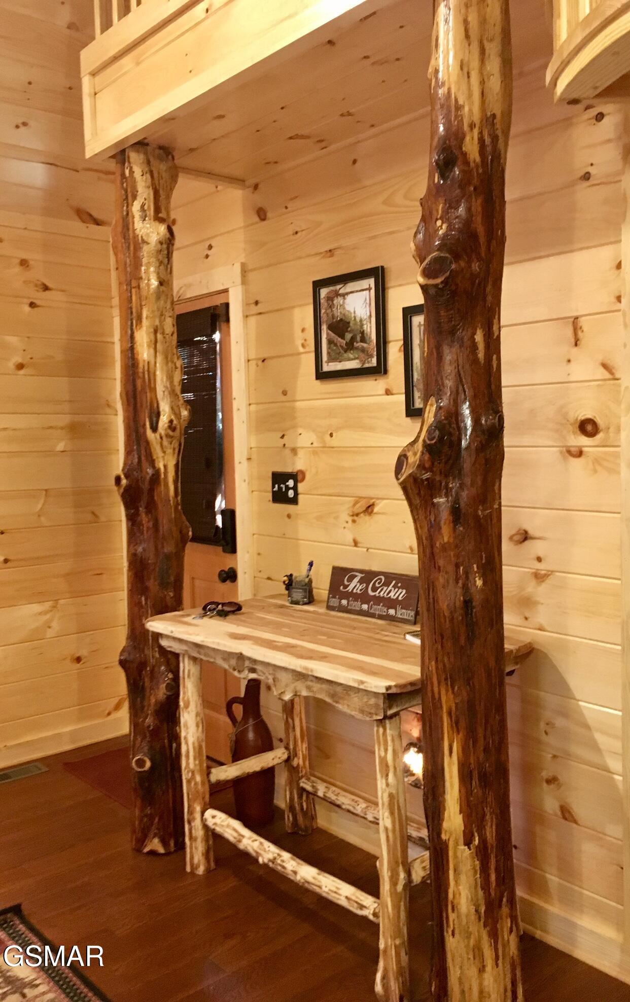 306 N Circle Drive Gatlinburg TN 37738
