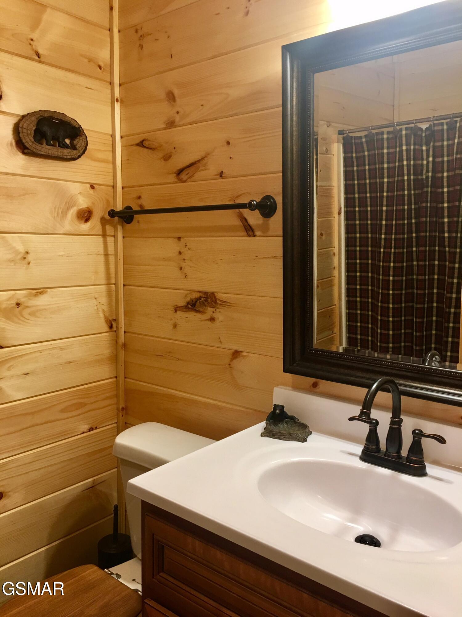 306 N Circle Drive Gatlinburg TN 37738
