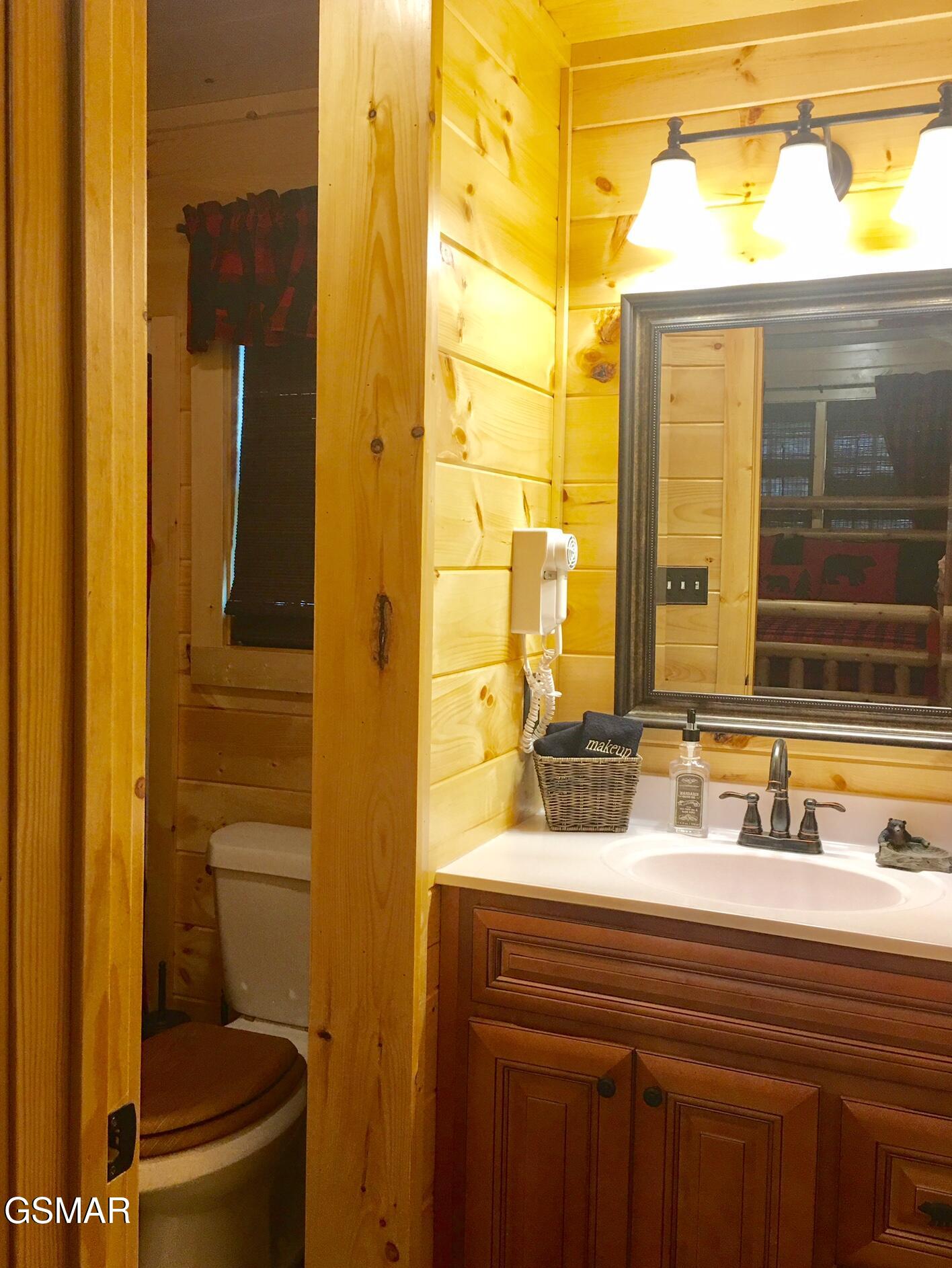306 N Circle Drive Gatlinburg TN 37738