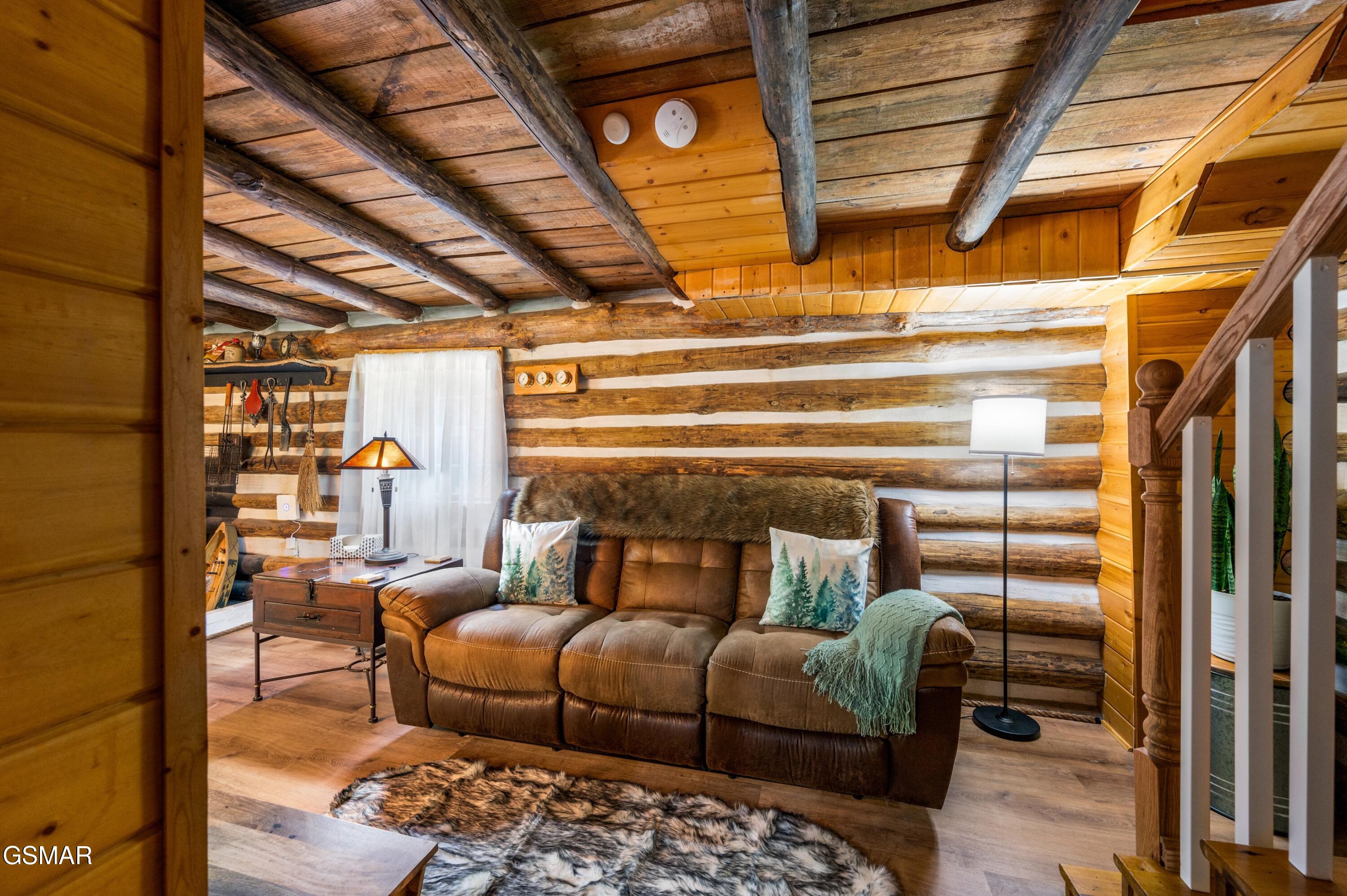 2338 Jims Way Sevierville TN 37876