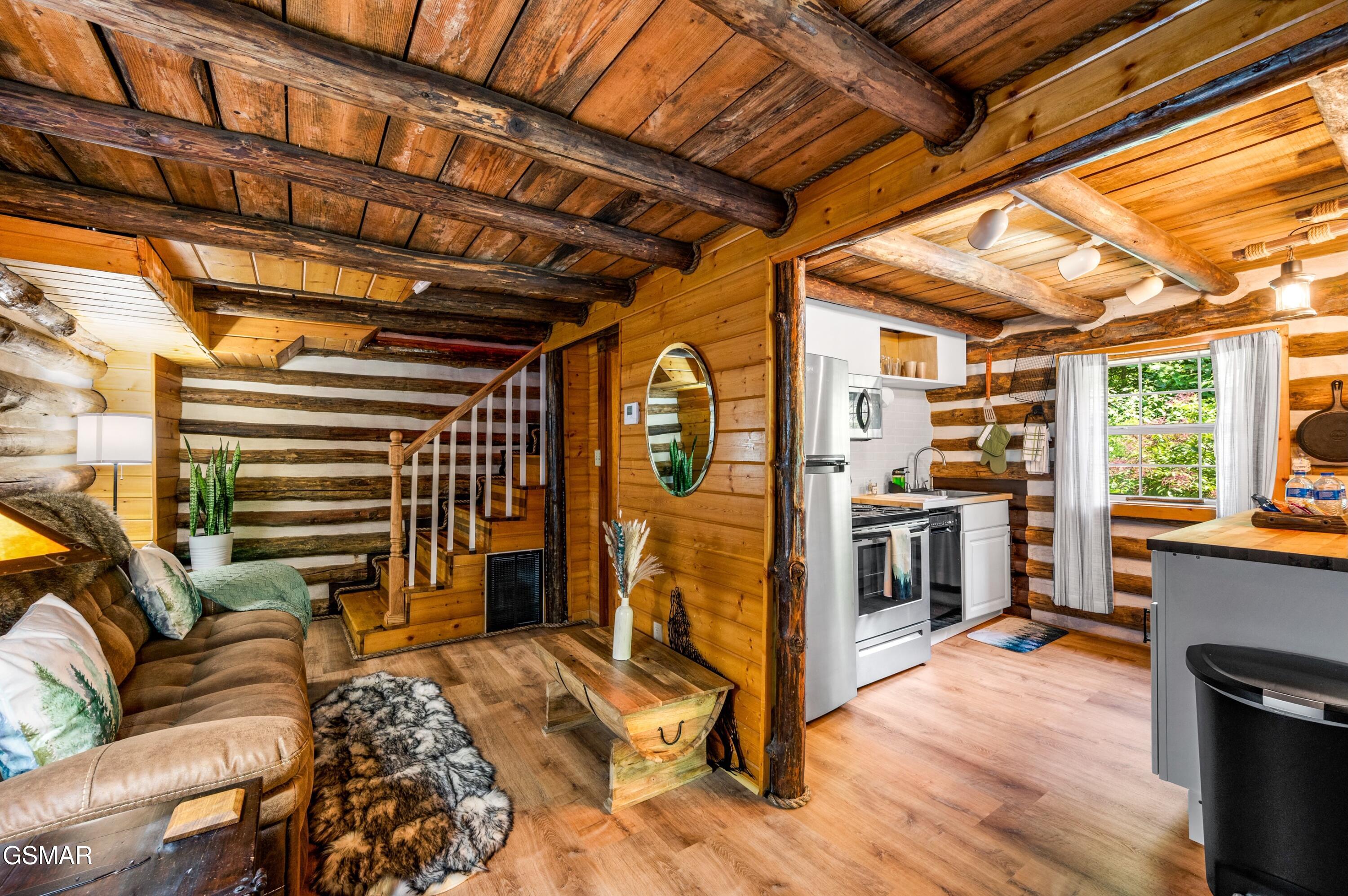 2338 Jims Way Sevierville TN 37876
