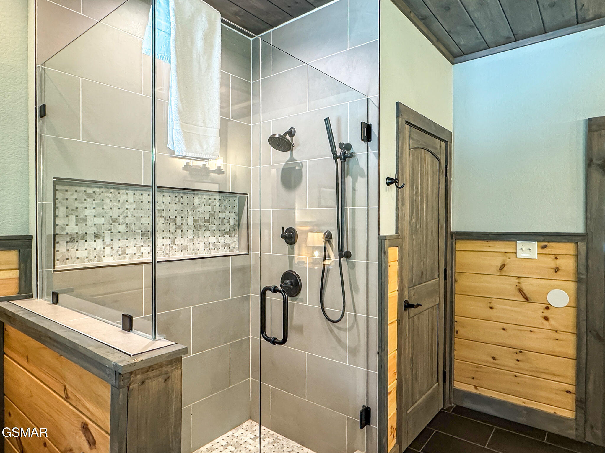 3036 Cloudburst Drive Sevierville TN 37862