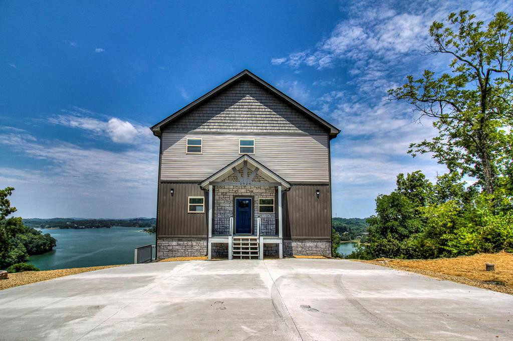 2324 Mary Alice Way Sevierville TN 37876